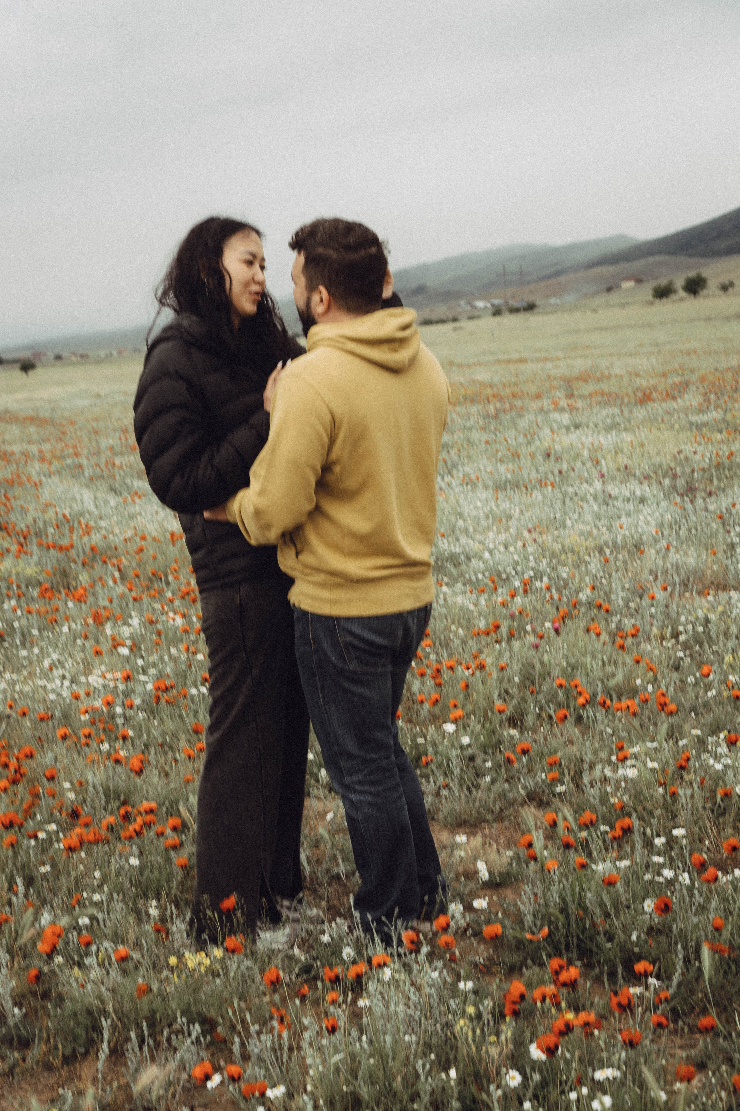 Любовь в маковом поле. Профессиональный фотограф, Санкт-Петербург — Виктория Богомолова