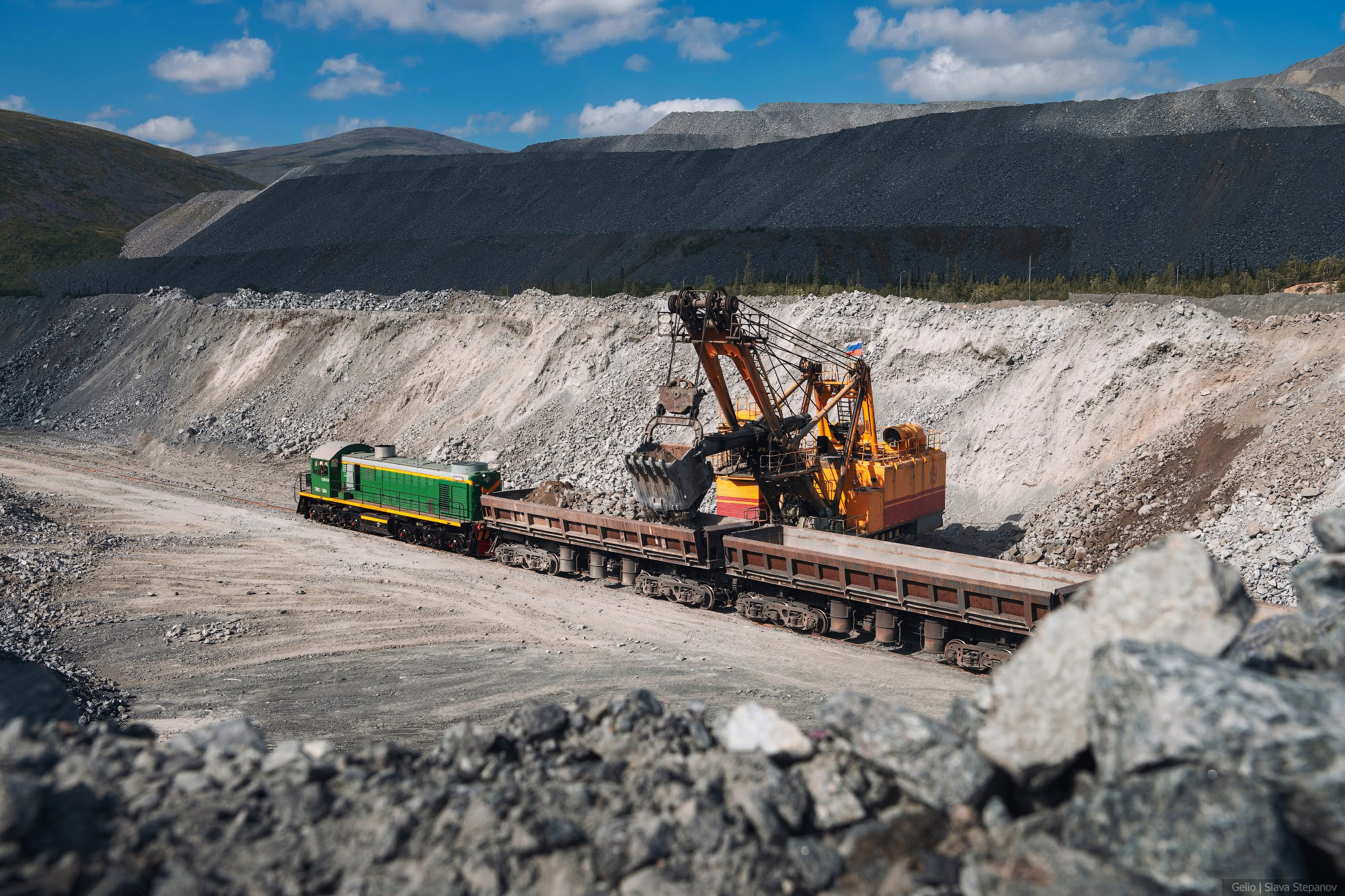 Добыча. Фотограф Слава Степанов, Gelio