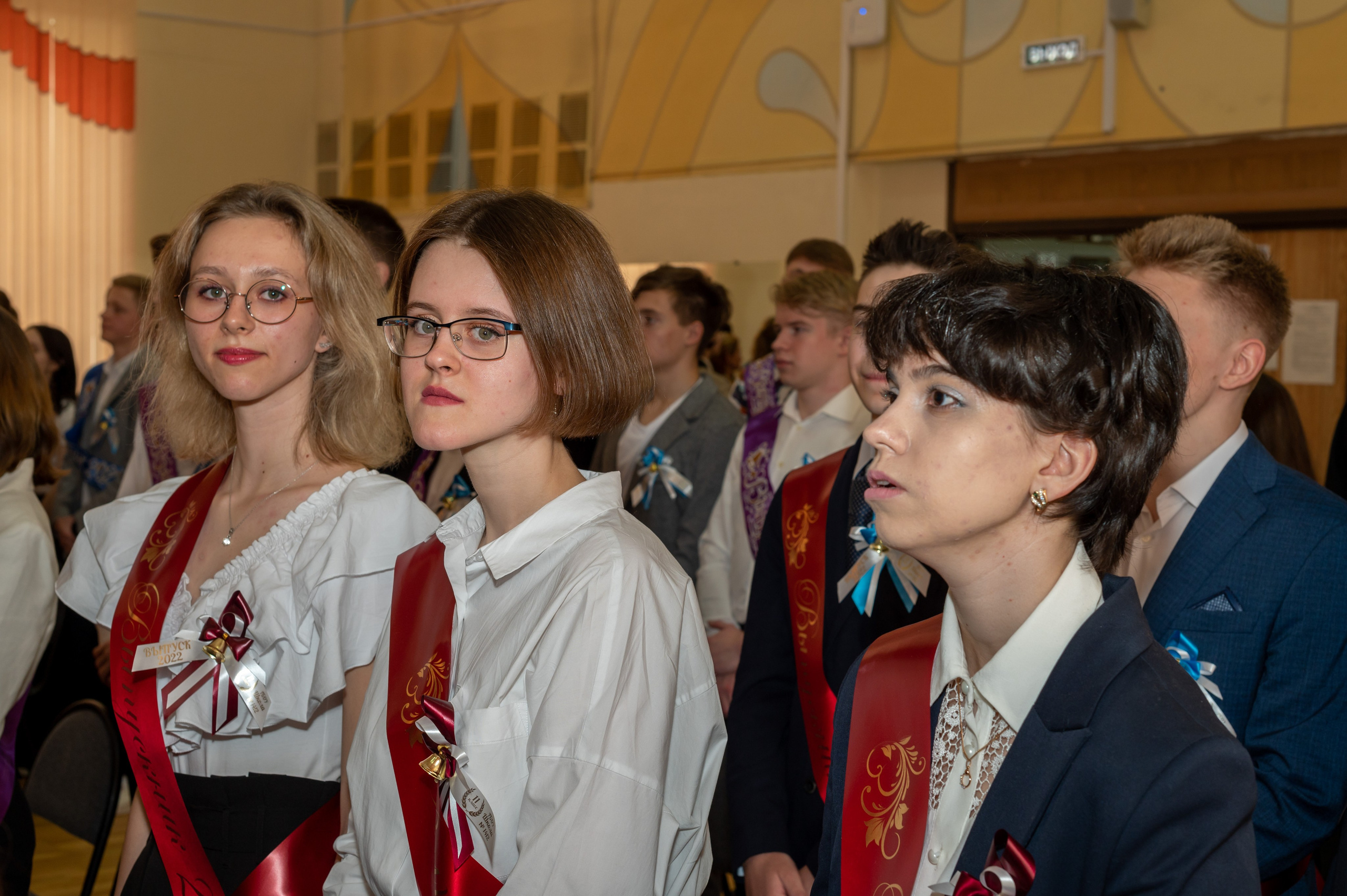 Последний звонок Школа 1412. Детский и семейный фотограф г. Москва Оксана Катаджи