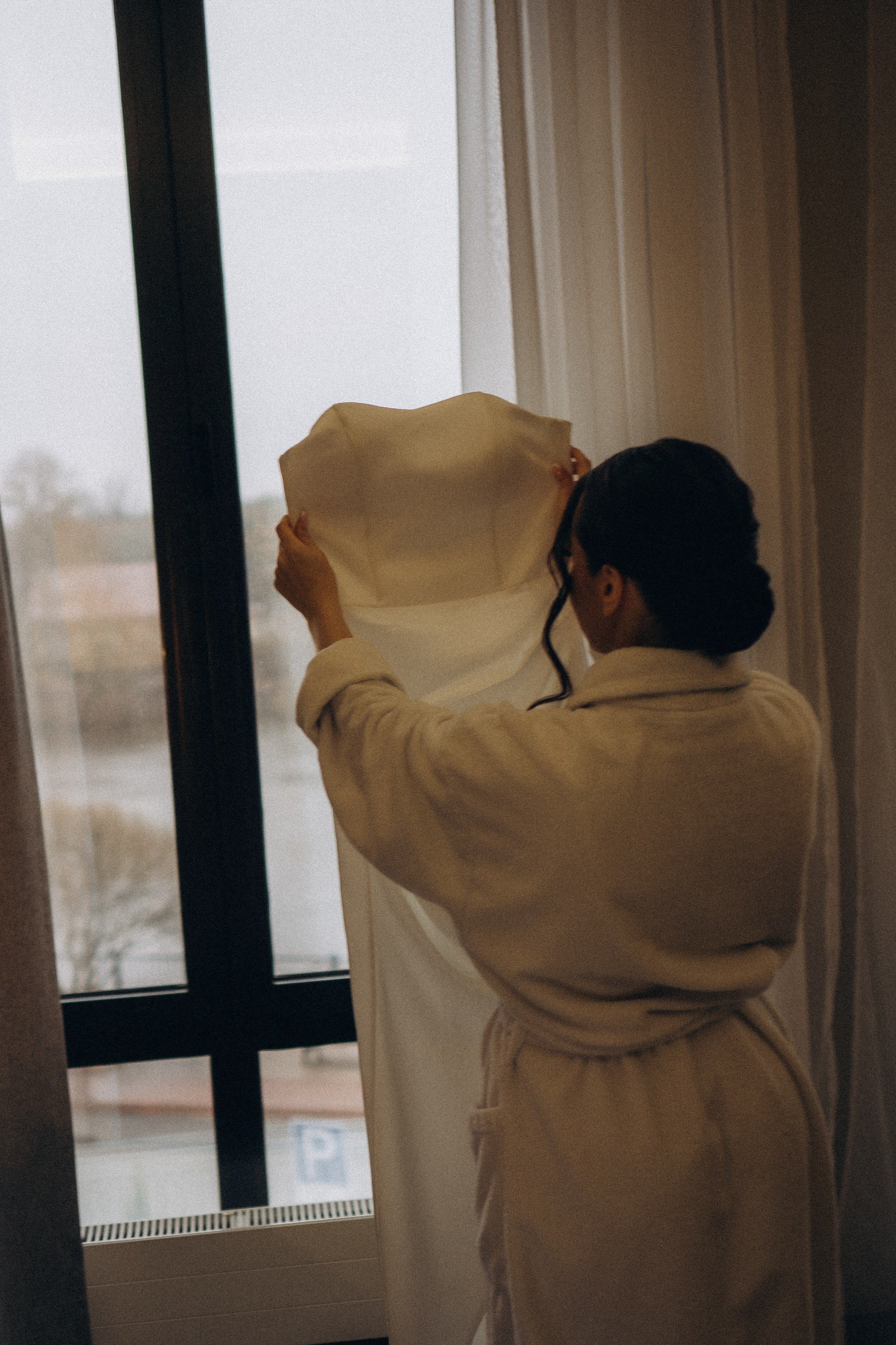 СВАДЕБНАЯ СЬЕМКА СБОРОВ ЖЕНИХА И НЕВЕСТЫ В ОТЕЛЕ И ТАКЖЕ ФОТОСЕССИИЯ В ОТЕЛЕЕ МЕГАПОЛИС БРЯНСК. Профессиональный фотограф, Санкт-Петербург — Виктория Богомолова