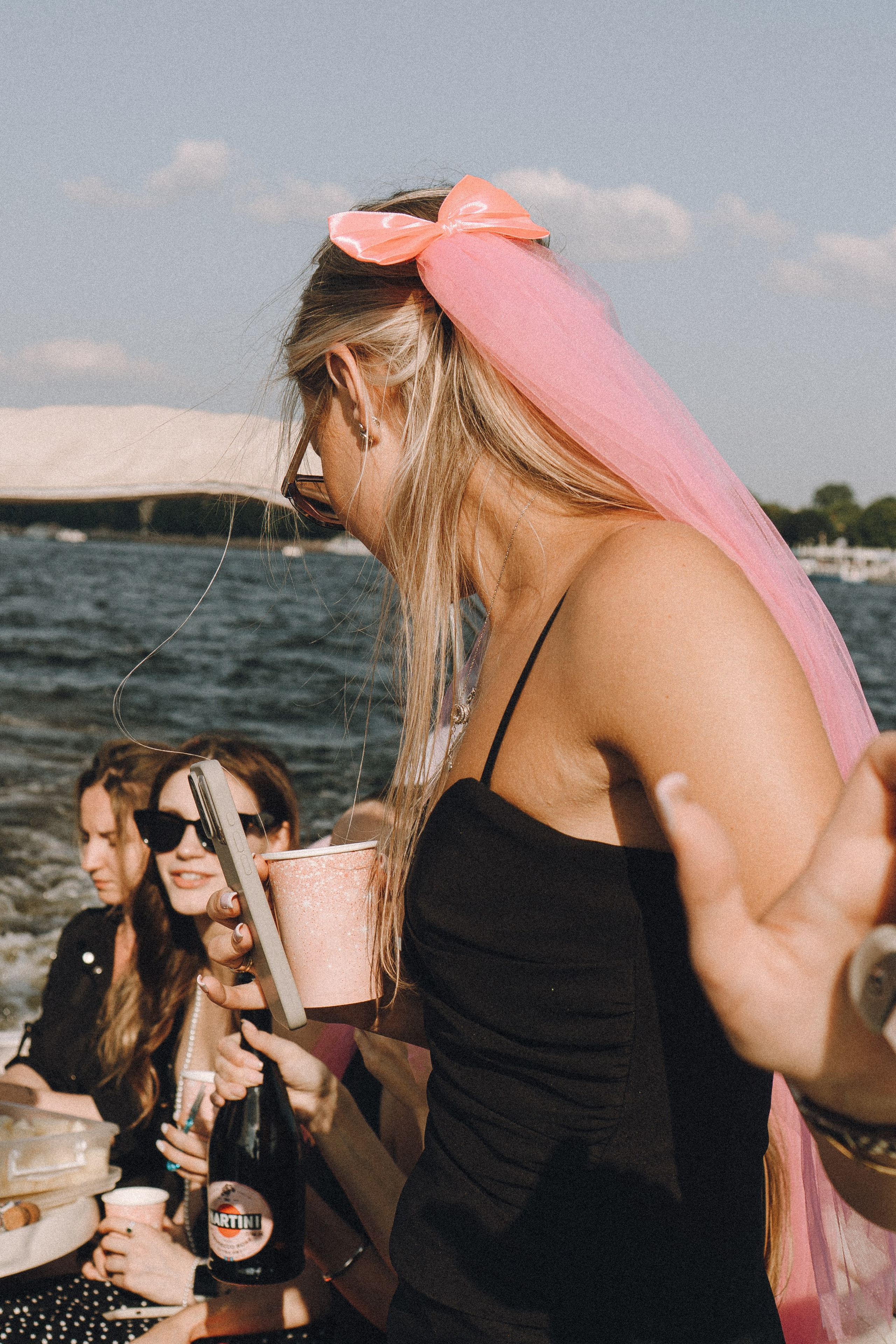 ДЕВИЧНИК НА КАТЕРЕ. Профессиональный фотограф, Санкт-Петербург — Виктория Богомолова