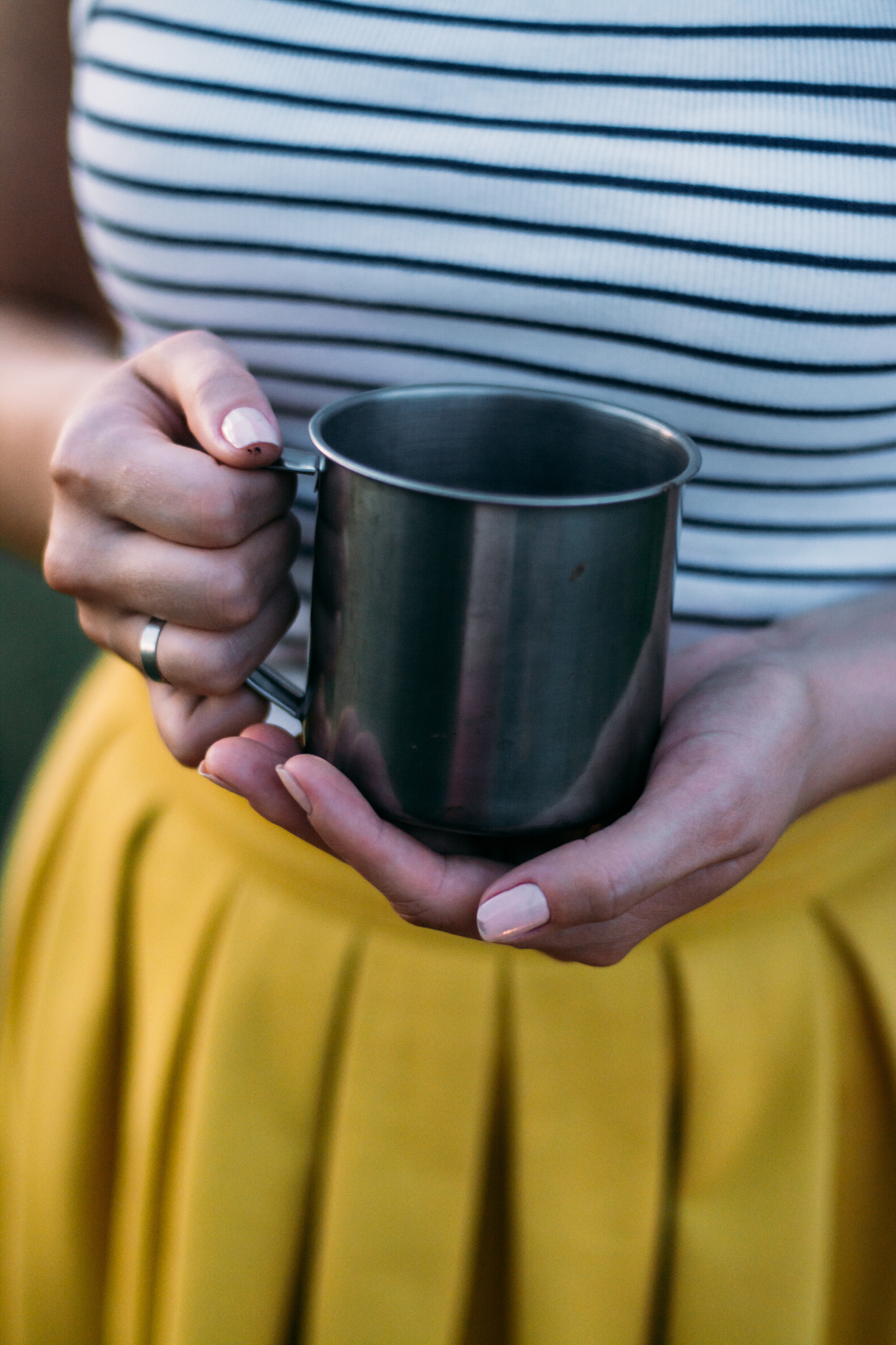 У костра. Фотограф Ким Ангелина