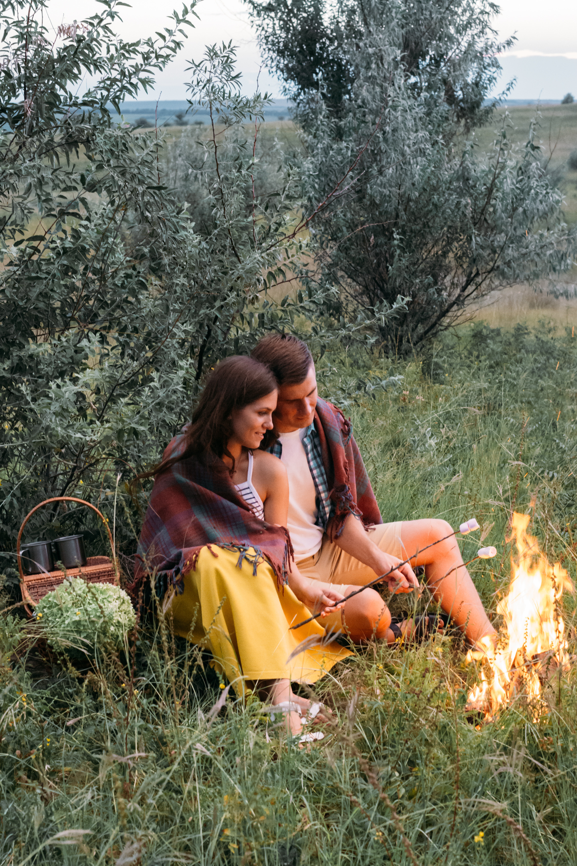 У костра. Фотограф Ким Ангелина