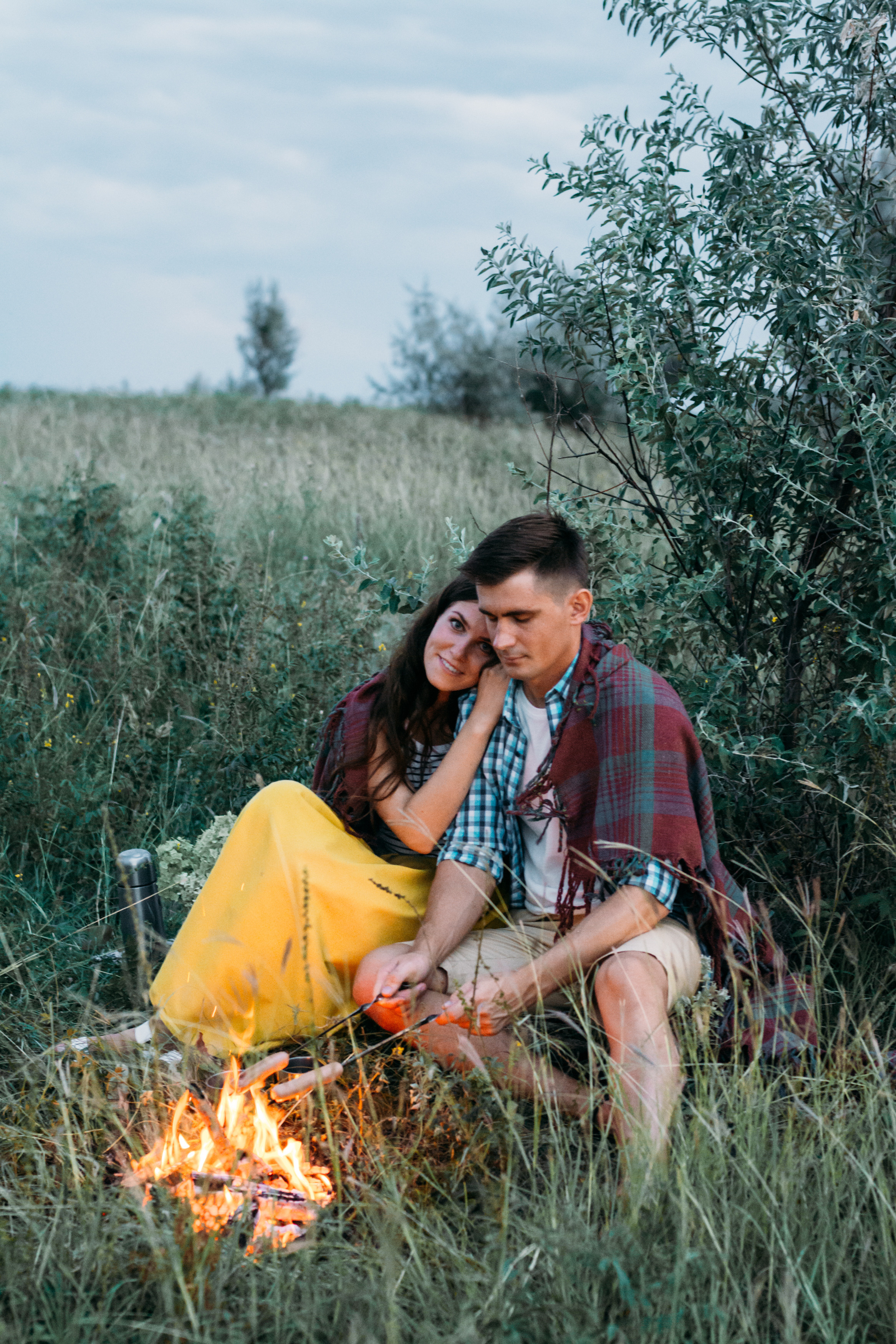 У костра. Фотограф Ким Ангелина