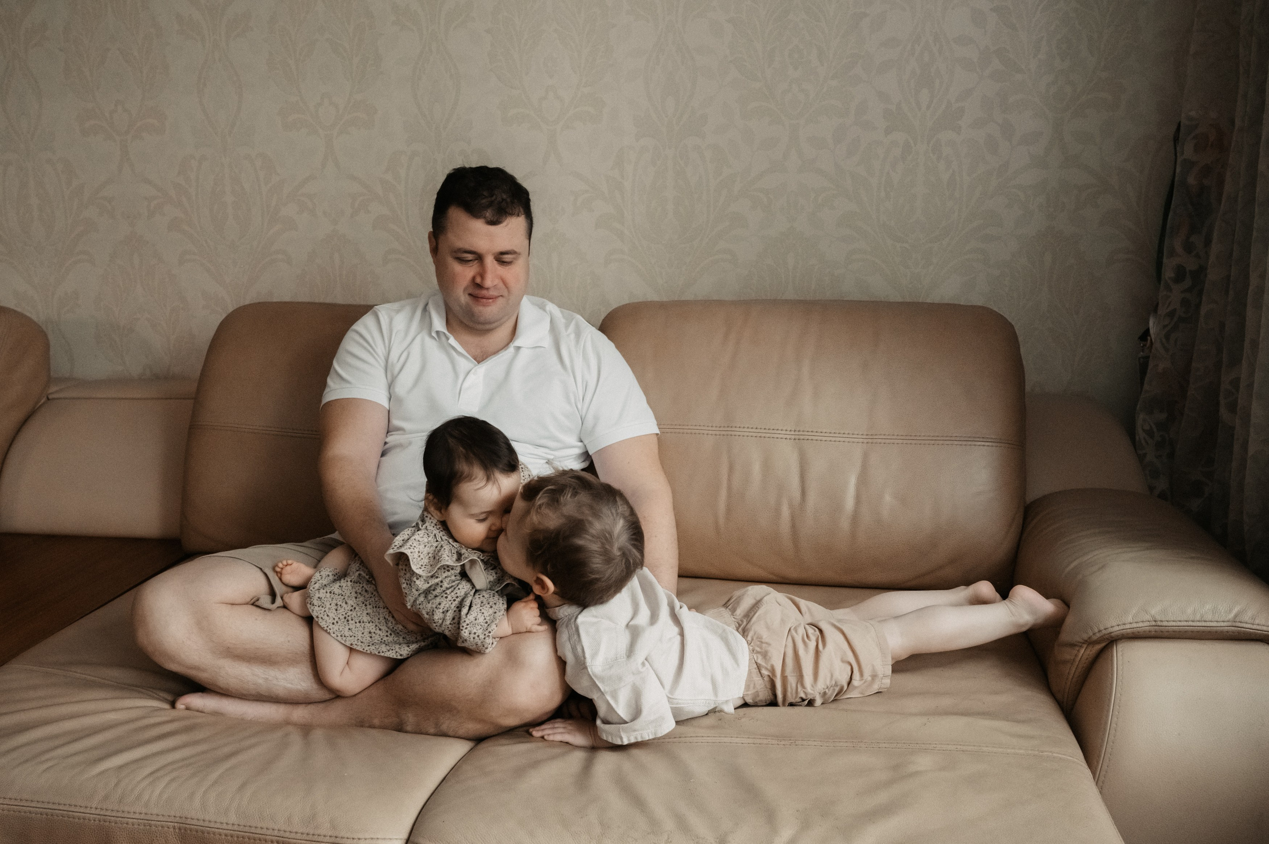 3+1. Фотограф Ким Ангелина