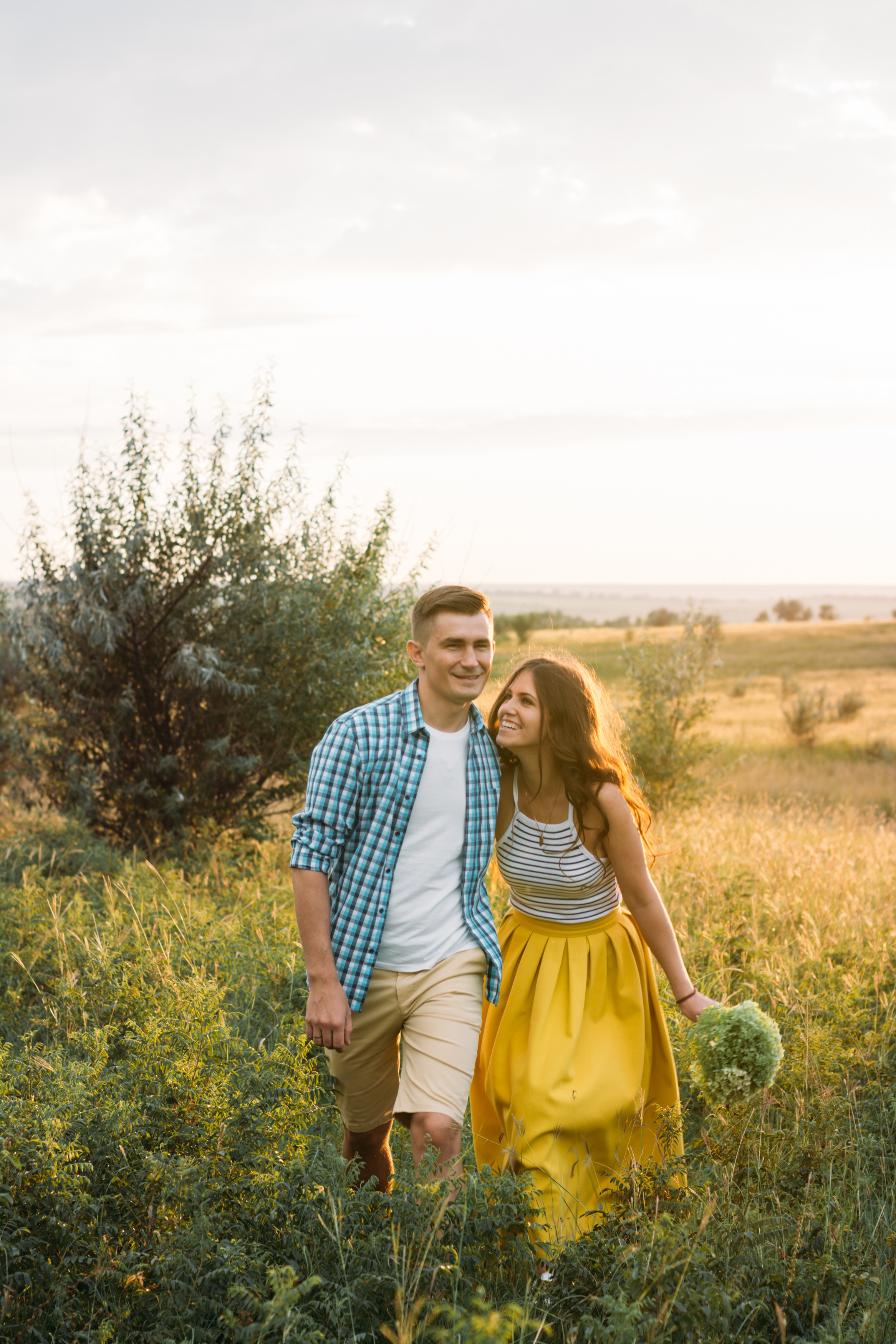 У костра. Фотограф Ким Ангелина