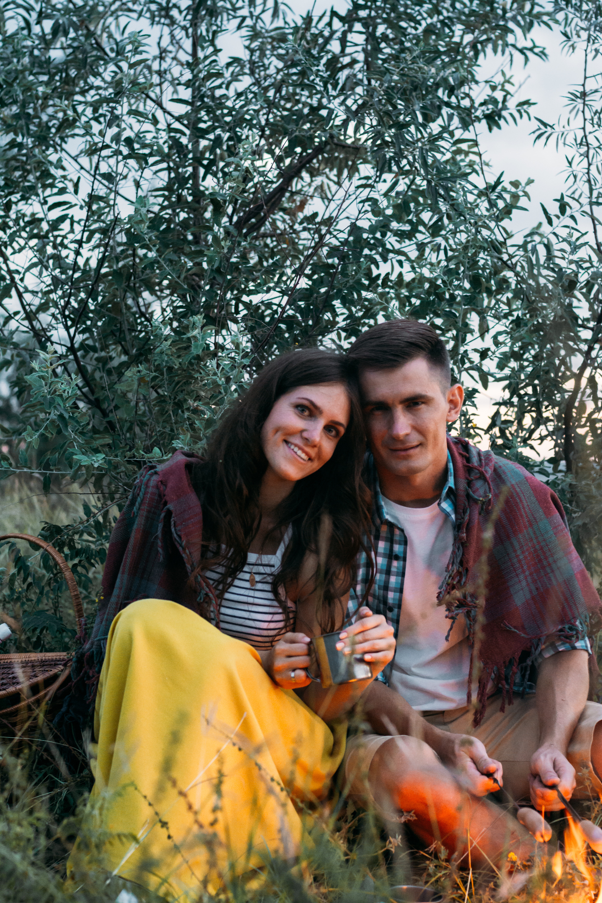 У костра. Фотограф Ким Ангелина