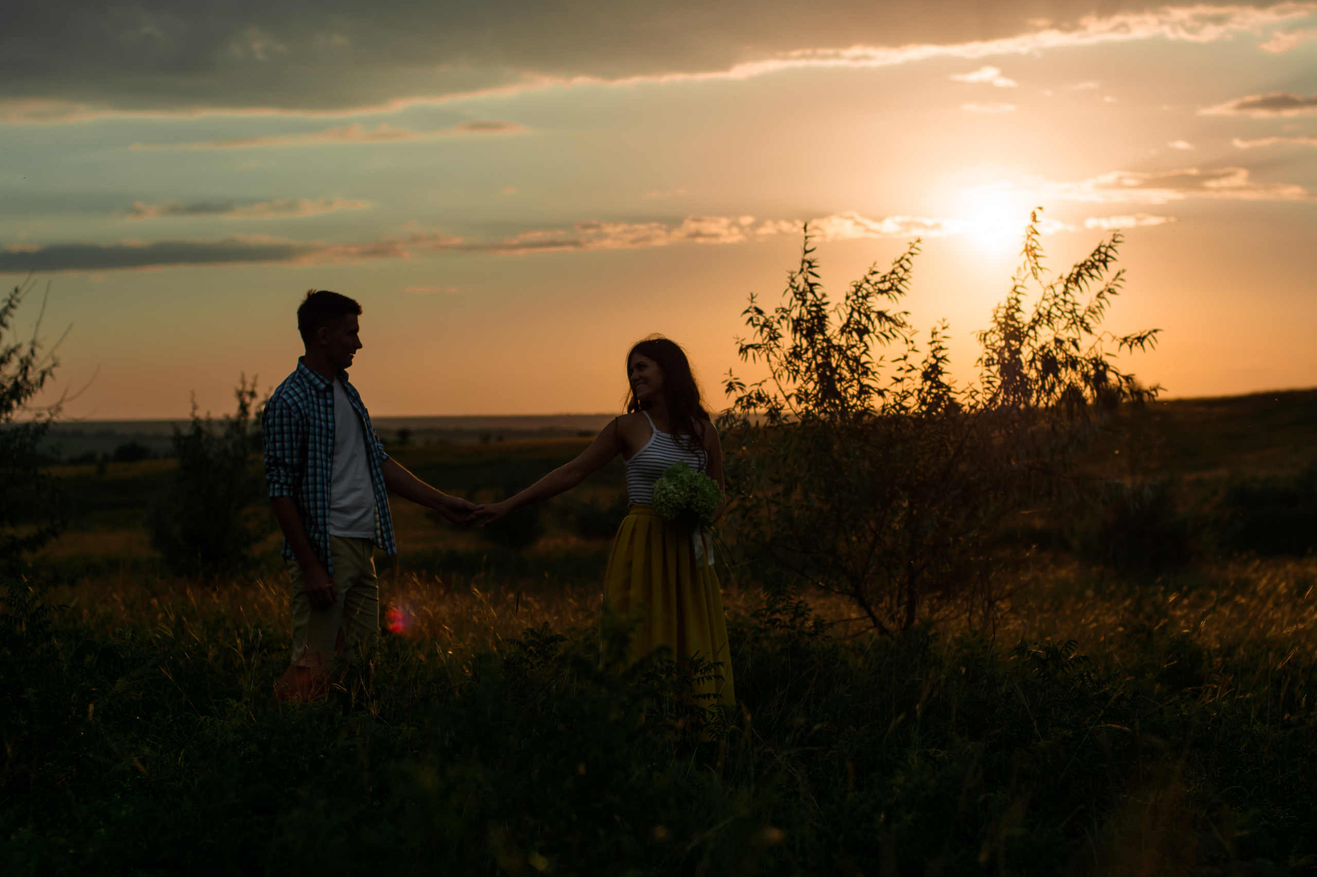 У костра. Фотограф Ким Ангелина