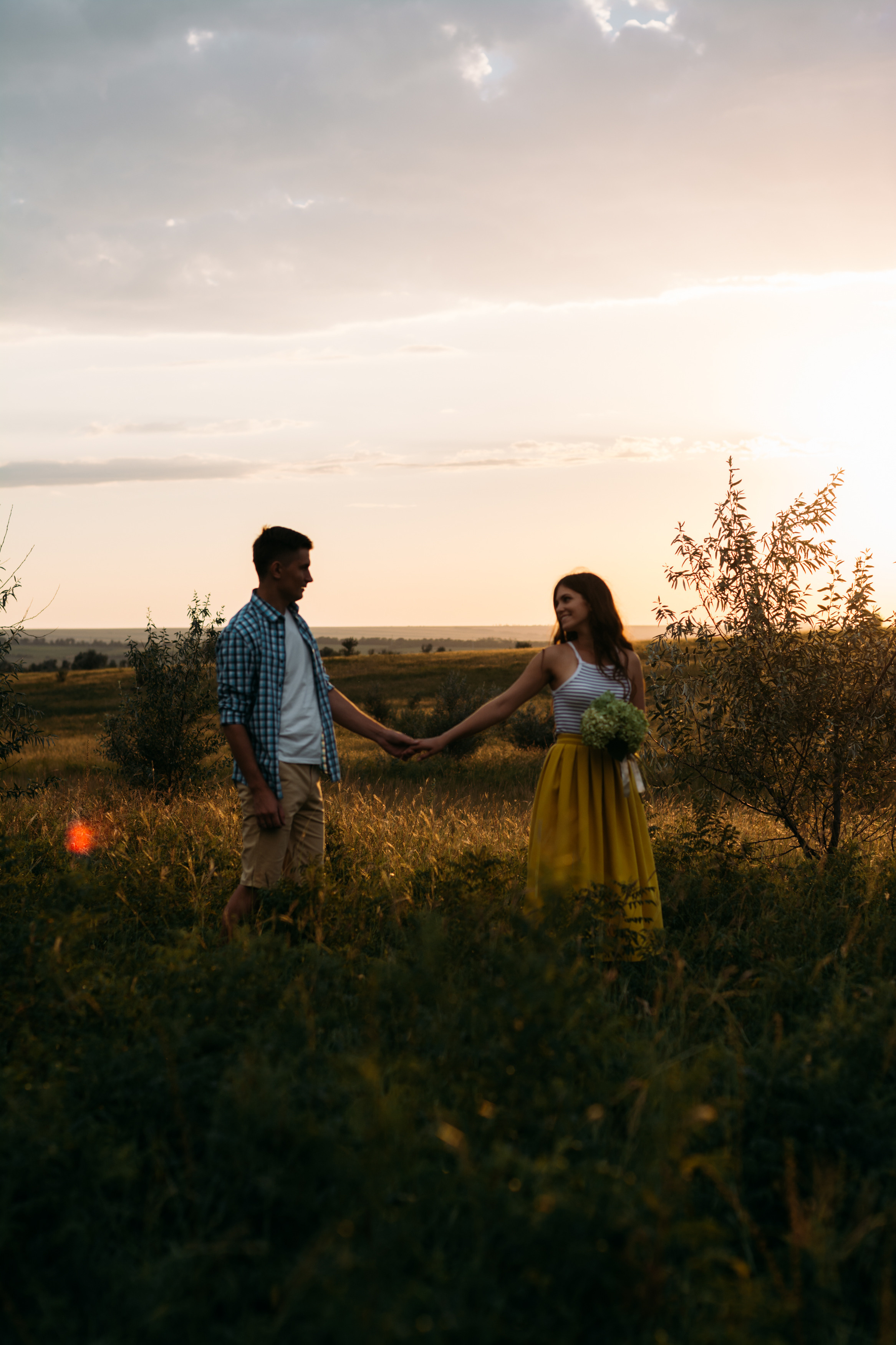 У костра. Фотограф Ким Ангелина