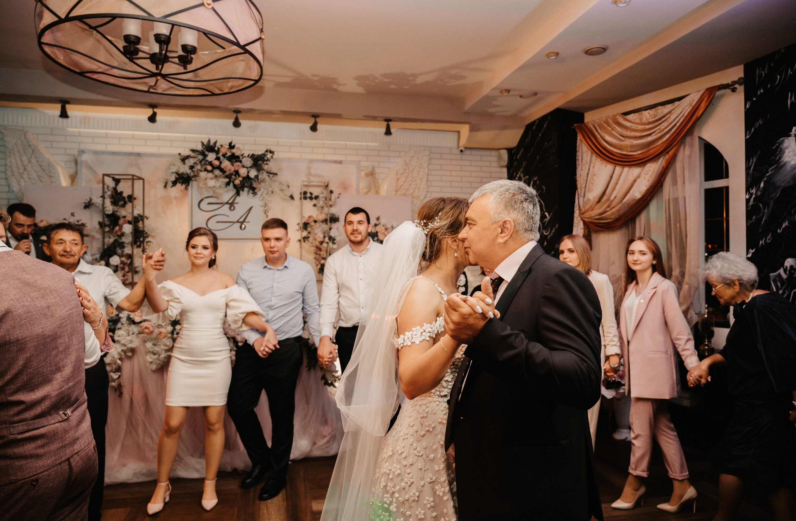 Аня и Артём. Фотограф Ким Ангелина