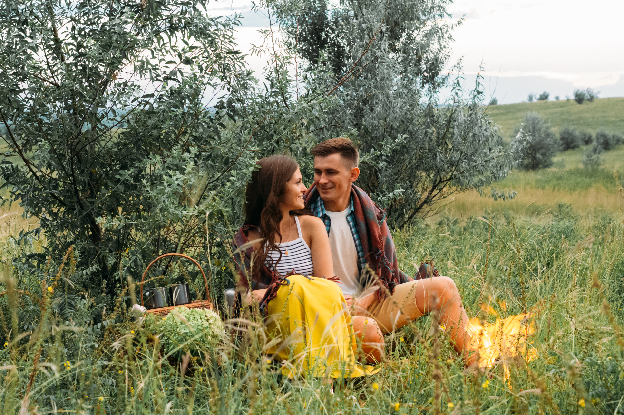 У костра. Фотограф Ким Ангелина