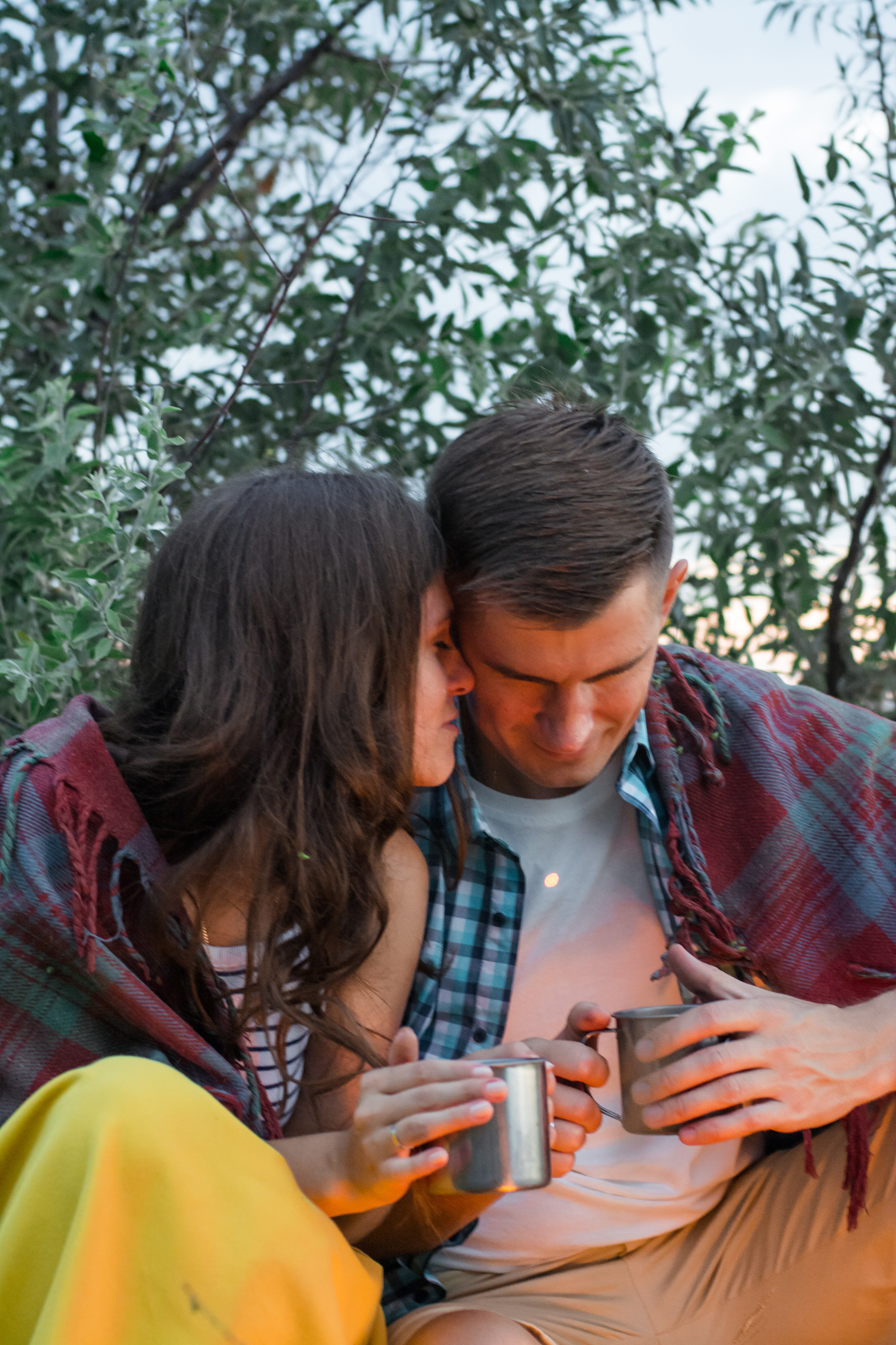 У костра. Фотограф Ким Ангелина