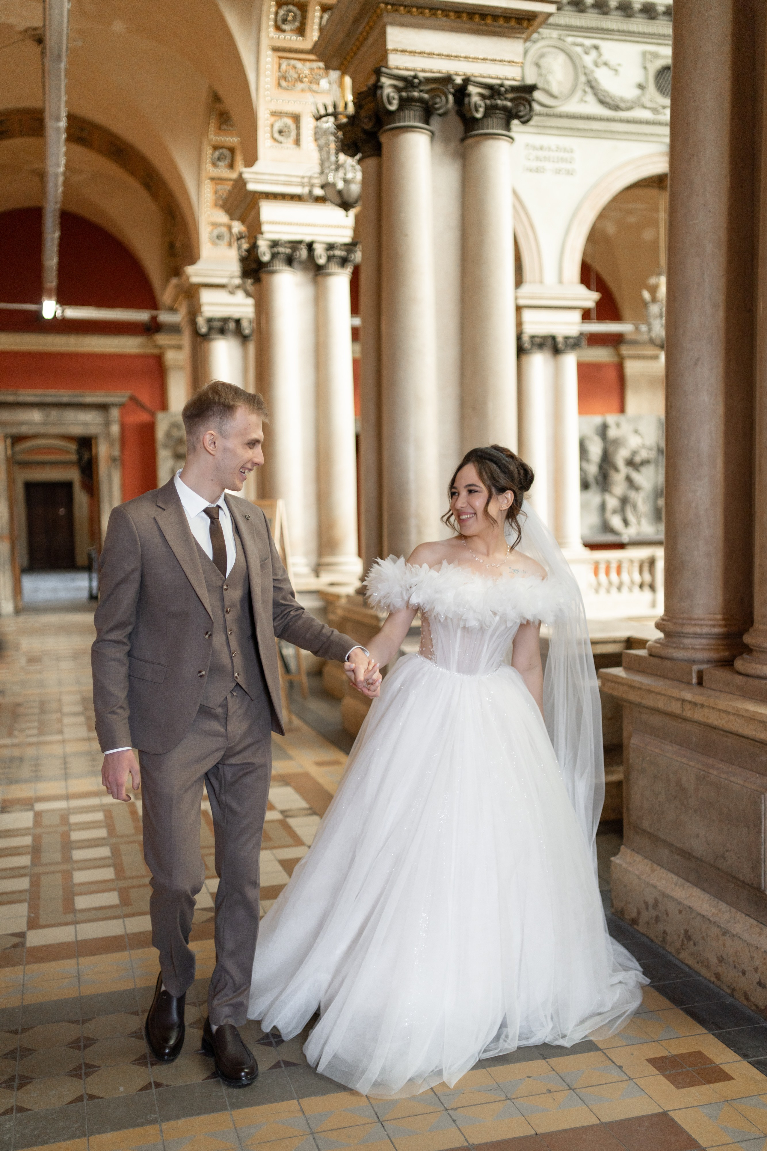 Свадебная фотосессия в академии Штиглица