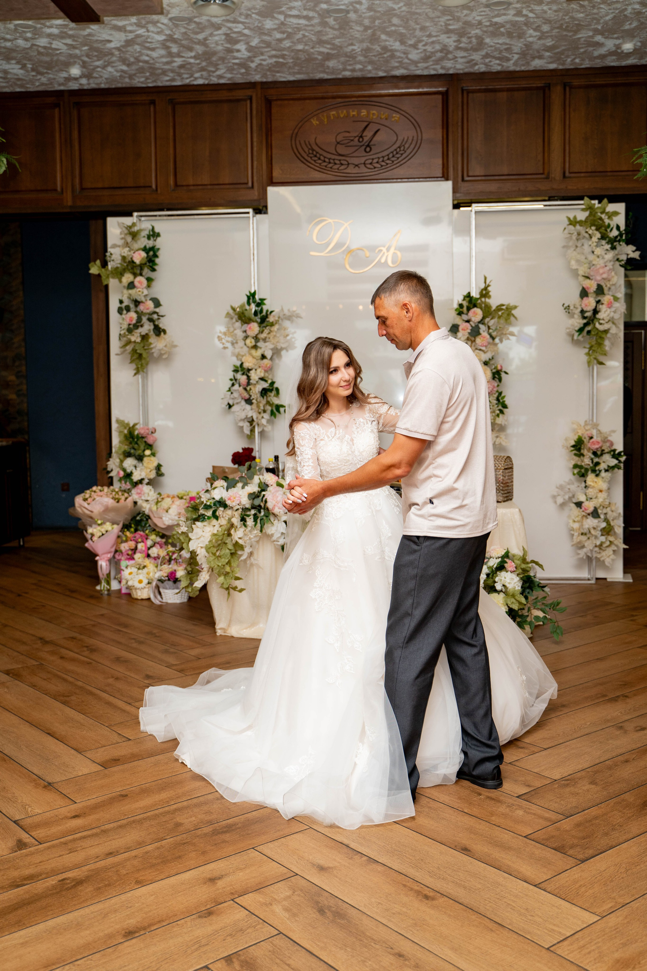 Данил и Анастасия. Видеосьемка, фотосьемка свадеб, юбилеев, утренников в Краснодарском кр