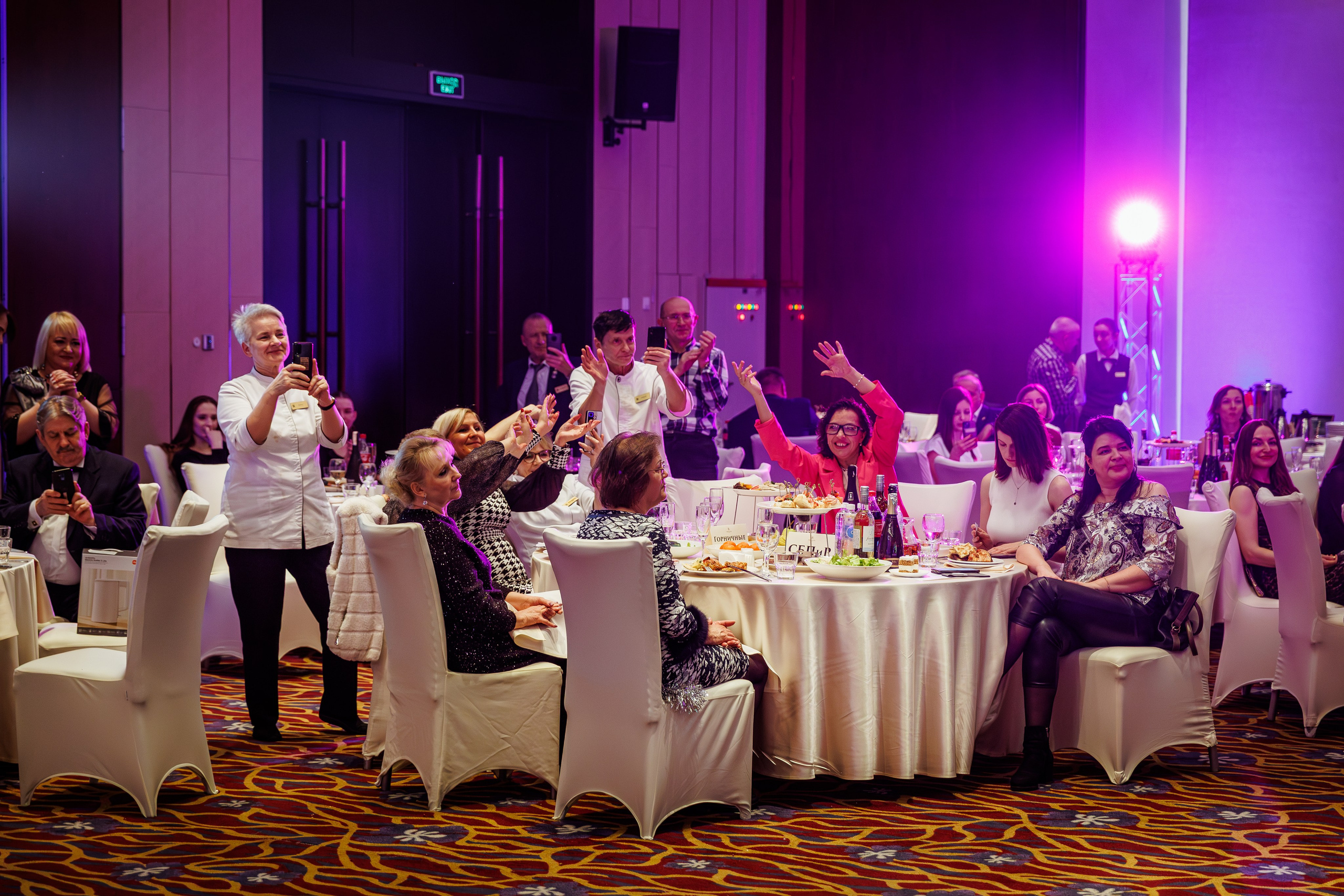 Новогодний корпоратив Отеля «Пекин». Репортажный фотограф Минск ❘ Костецкий Илья ❘ Беларусь