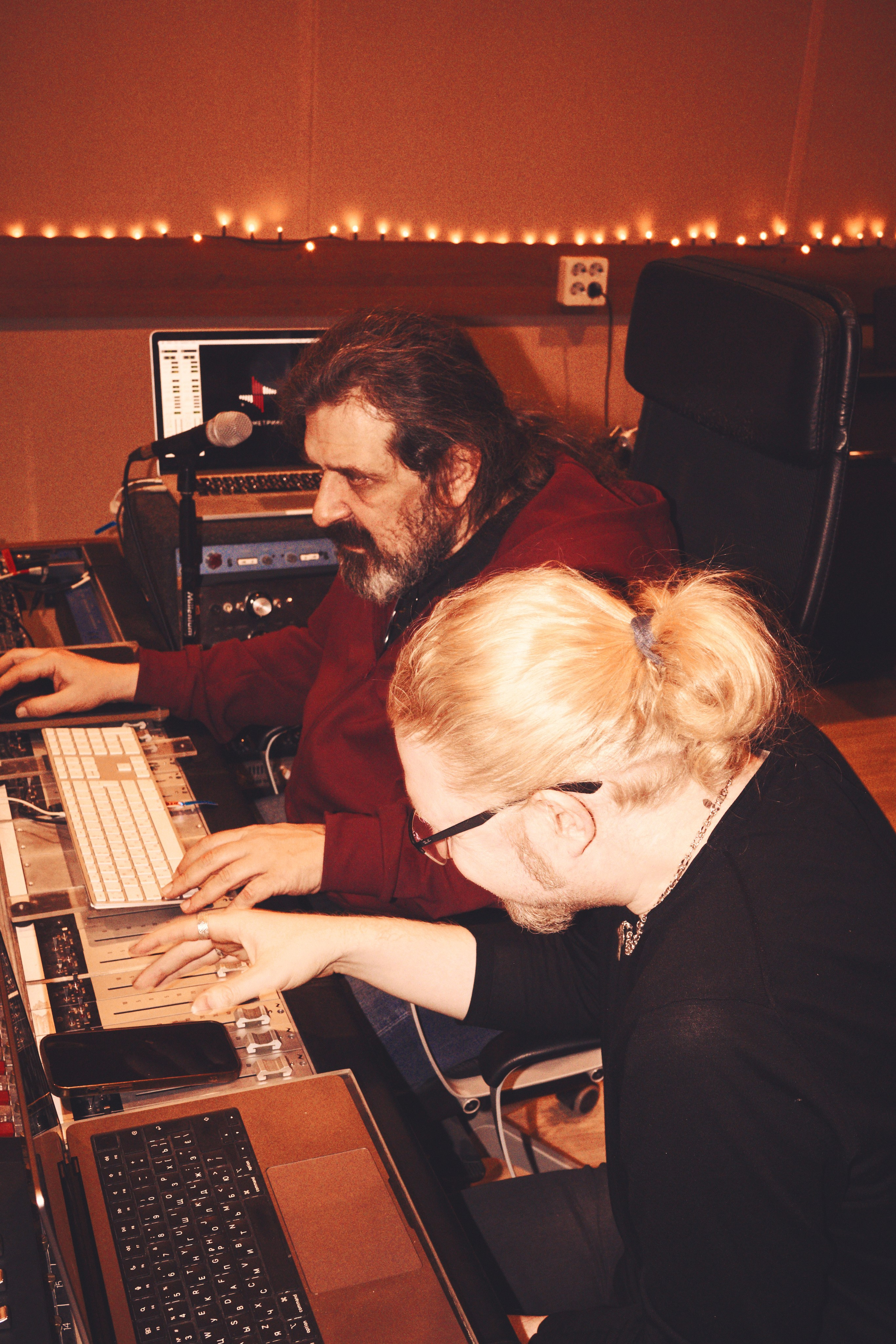 Голова Муэссы/Параметрика — Запись Ретроградного Меркурия. Фотография для артистов