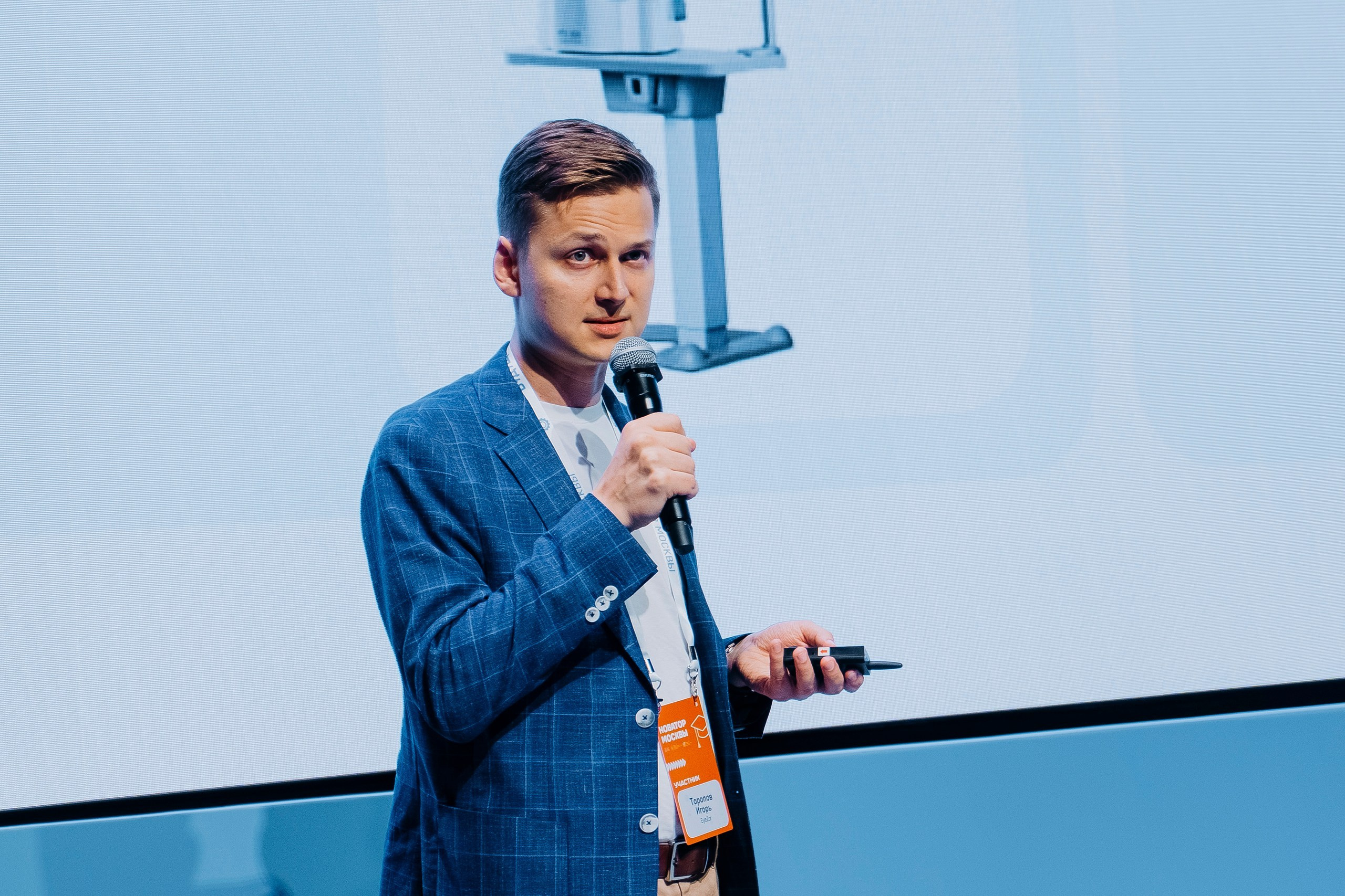 «Новатор Москвы» 2025. Профессиональный портретный фотограф в Москве Владимир Глаголев