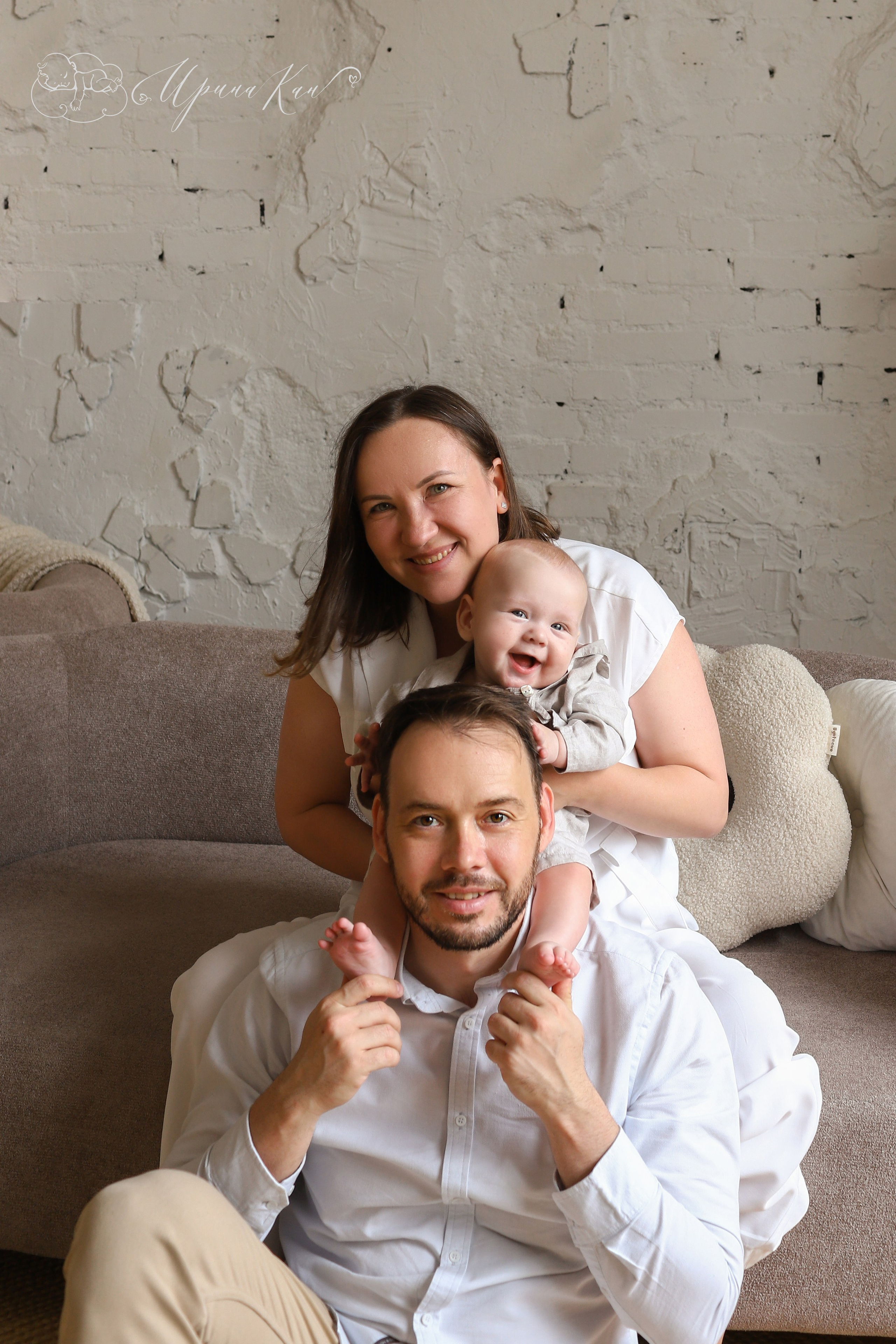 Семейные фотосессии с детьми. Ирина Кан Фотограф новорожденных в Екатеринбурге