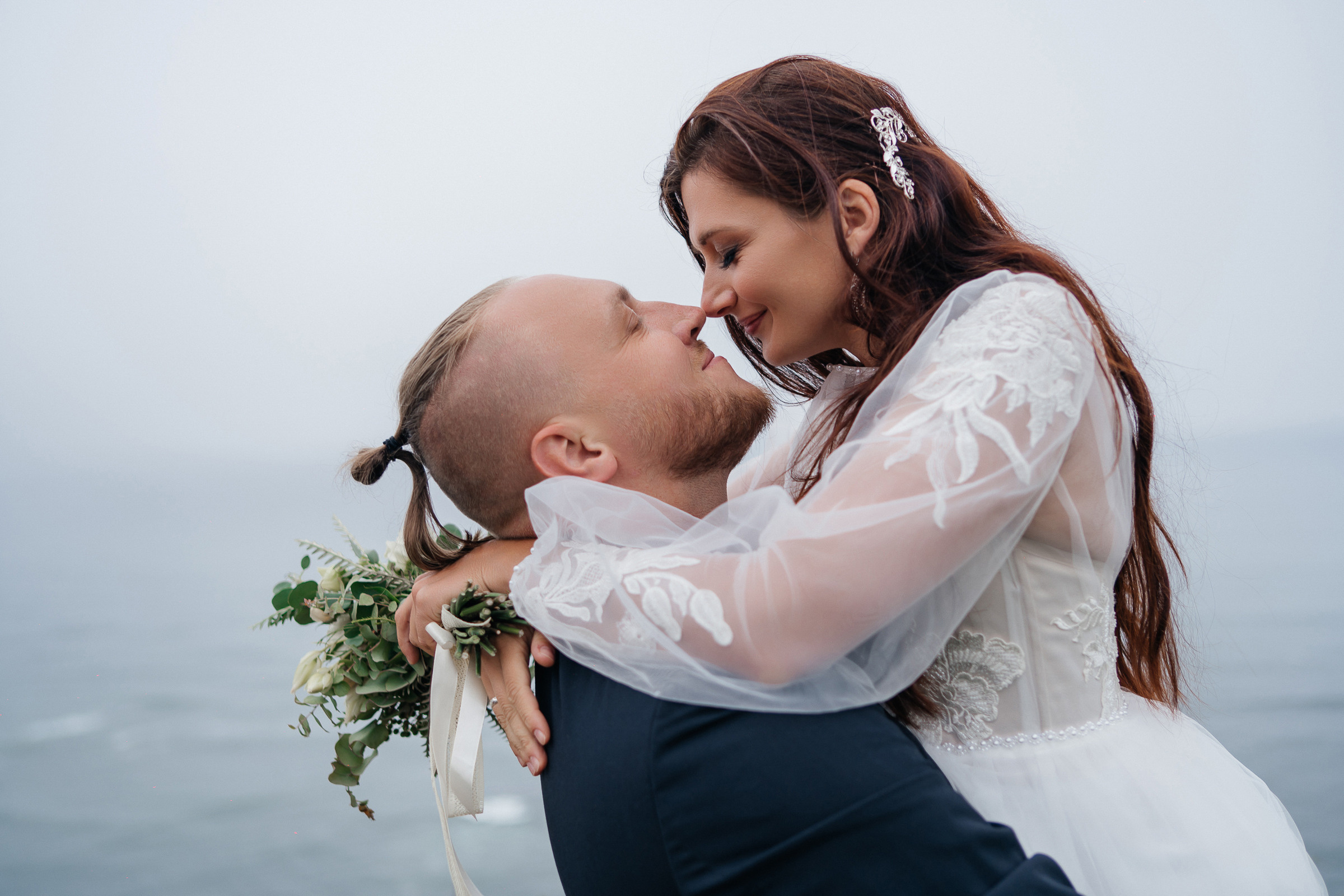 Дмитрий и Мария. Свадебный фотограф Камчатка Петровский Павел