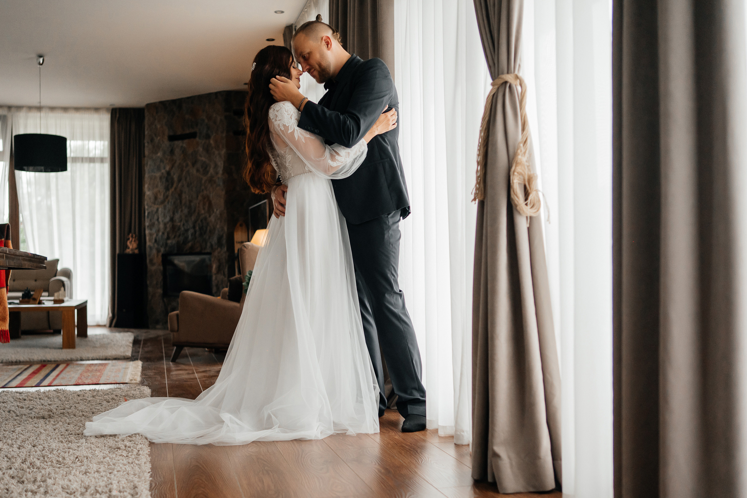 Дмитрий и Мария. Свадебный фотограф Камчатка Петровский Павел