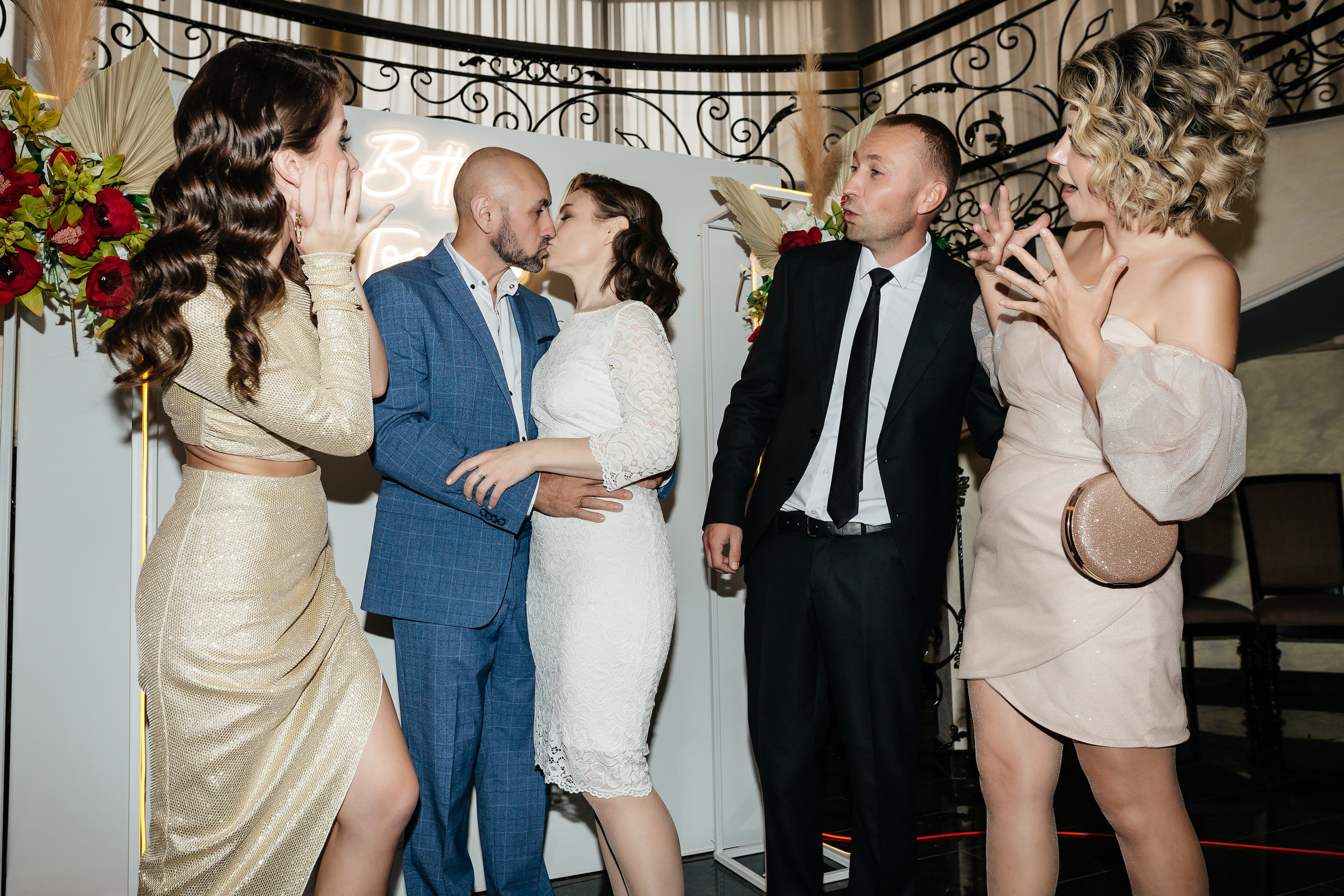 Свадебная фотосессия Елены и Константина 18.10.2024. Женский фотограф в Оренбурге Ирина Заводчикова