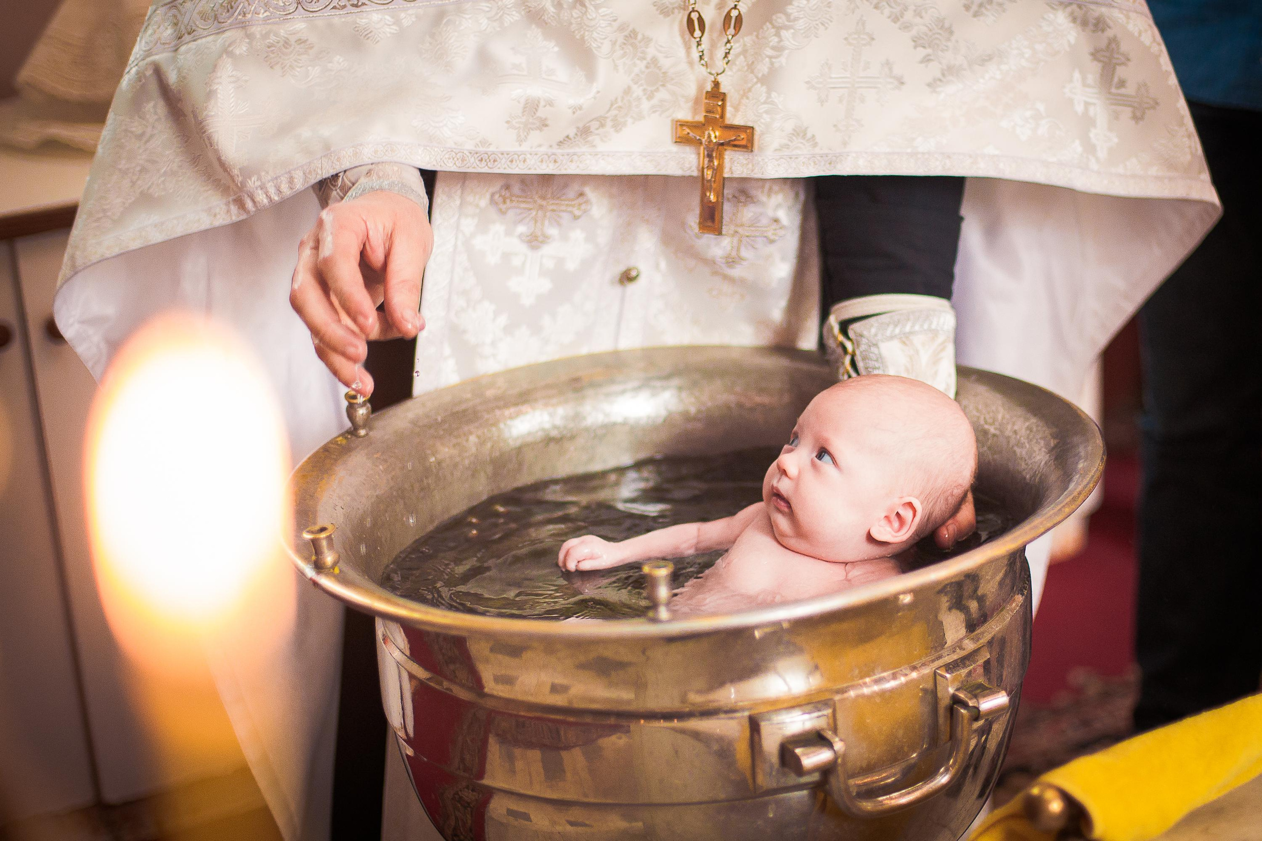Крещение разное. Фотограф Инга Твердова