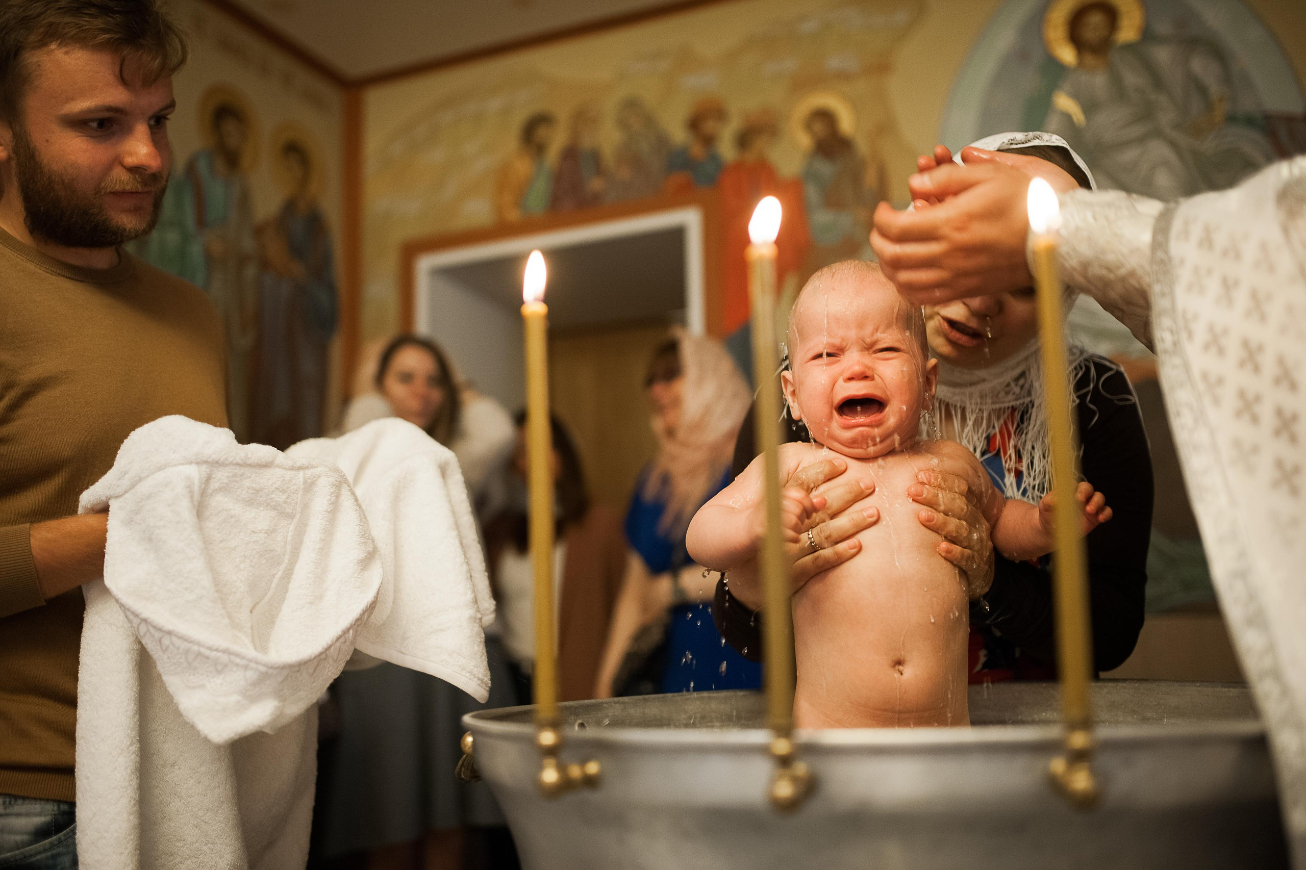 Крещение разное. Фотограф Инга Твердова