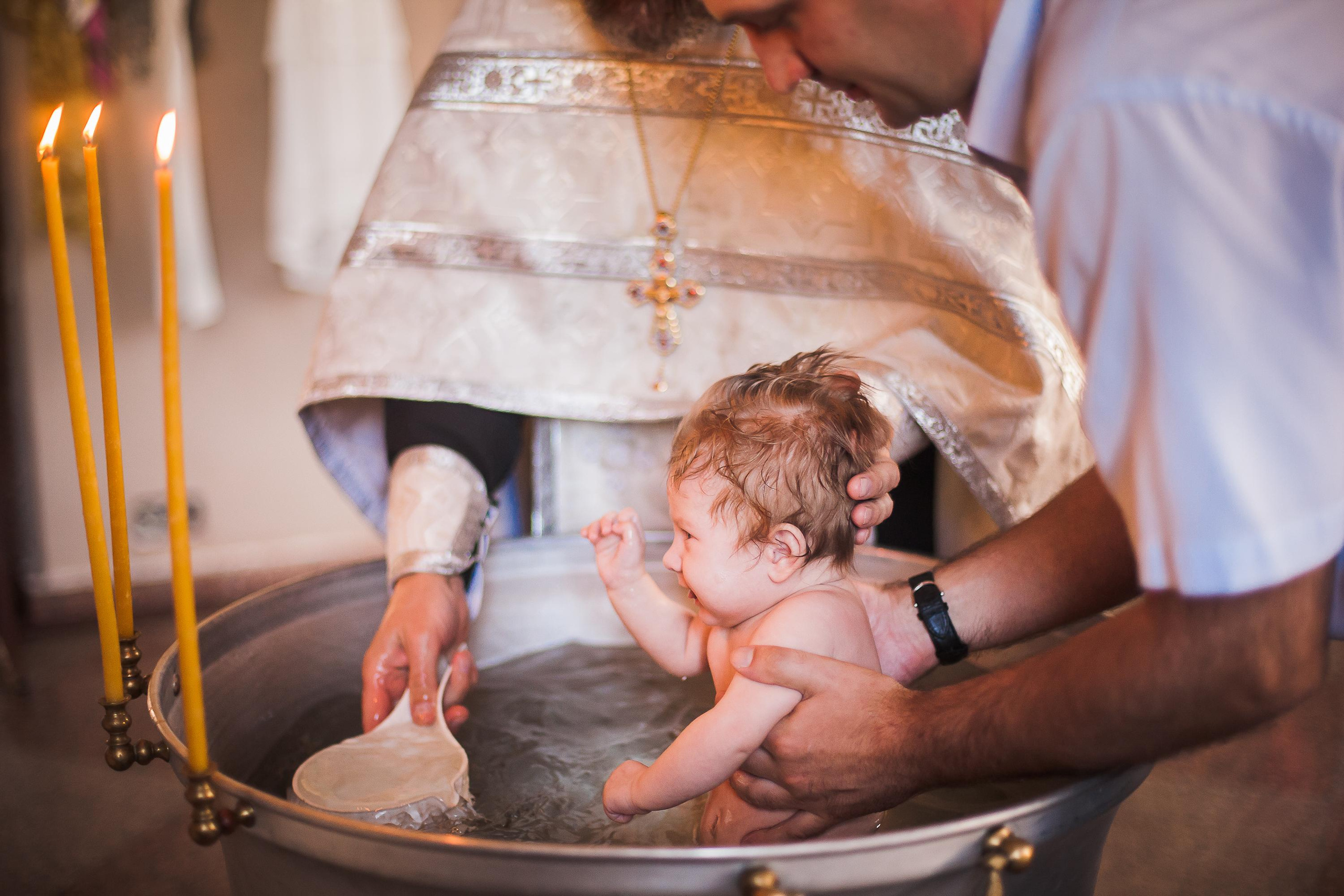 Крещение разное. Фотограф Инга Твердова