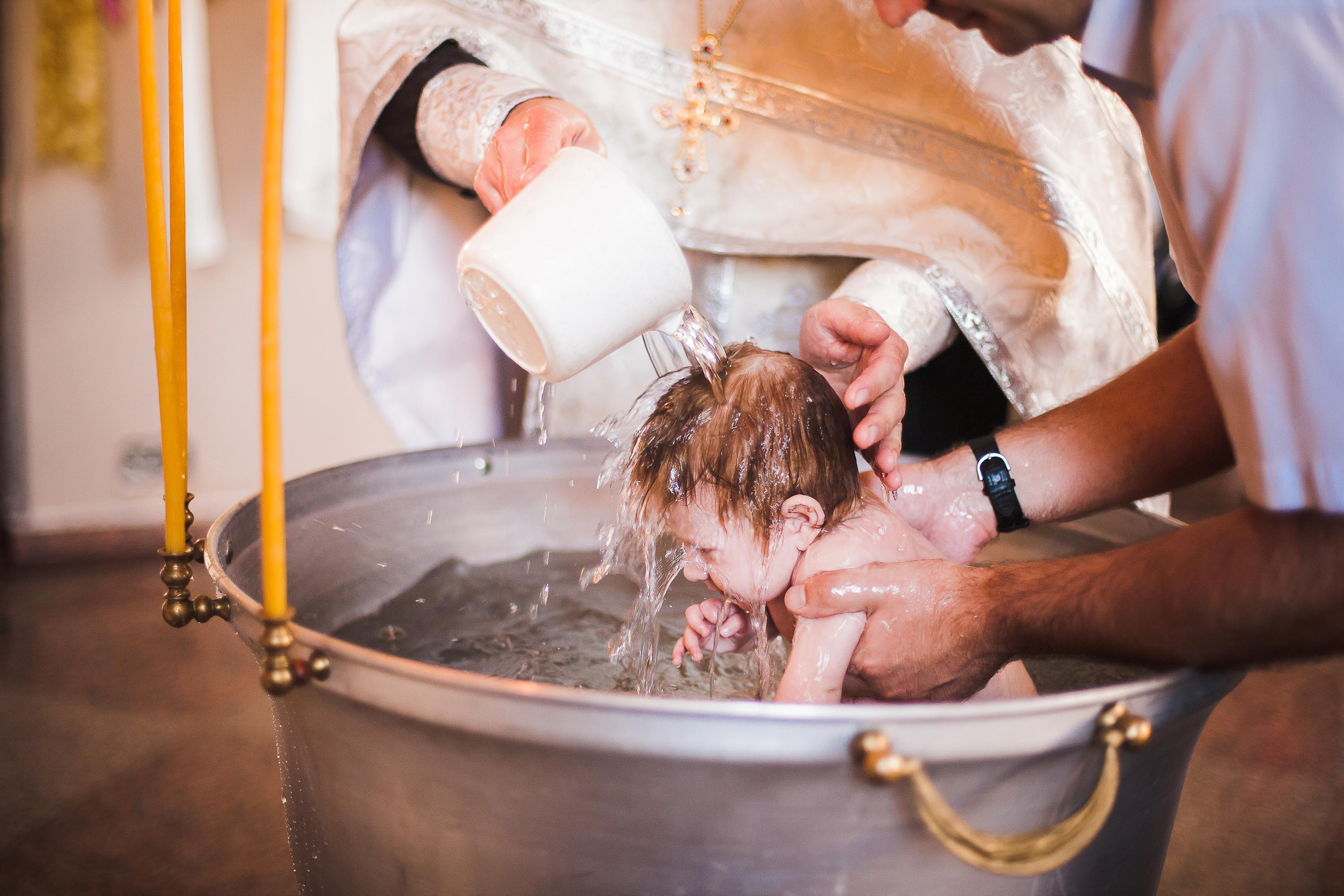 Крещение разное. Фотограф Инга Твердова