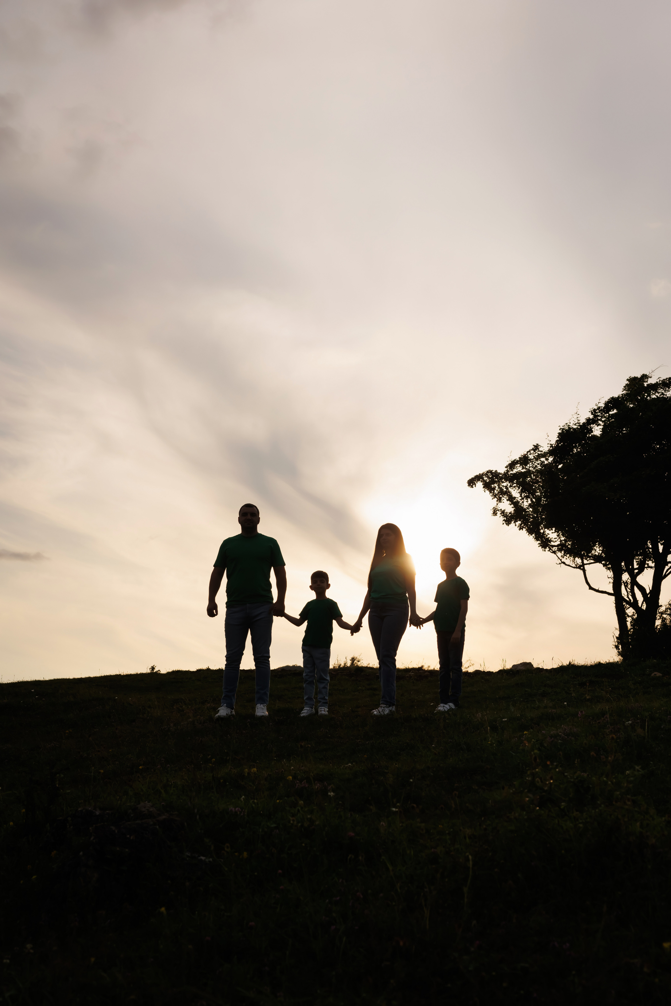 Семейные фотосессии. Свадебный и семейный фотограф в г. Майкопе (выезд по республике и краю)
