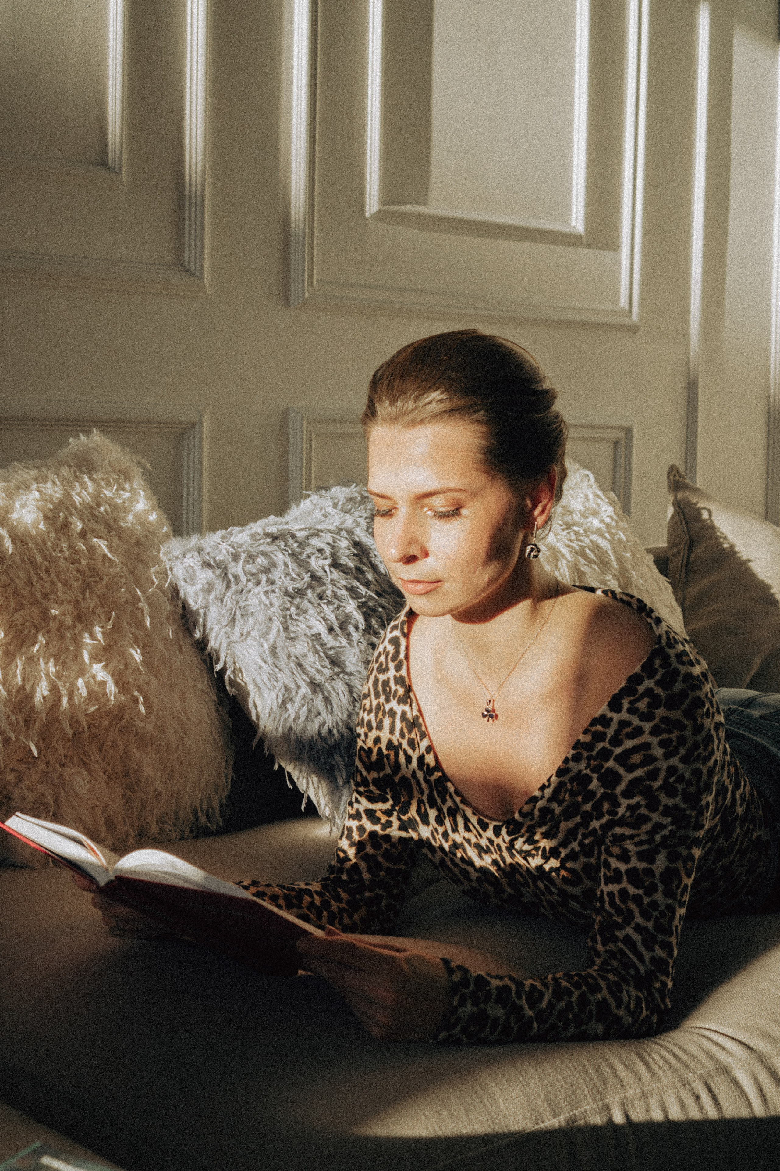 ФОТОСЕСИИЯ В СТУДИИ ДЛЯ ДЕВУШКИ ПСИХОЛОГА. Профессиональный фотограф, Санкт-Петербург — Виктория Богомолова