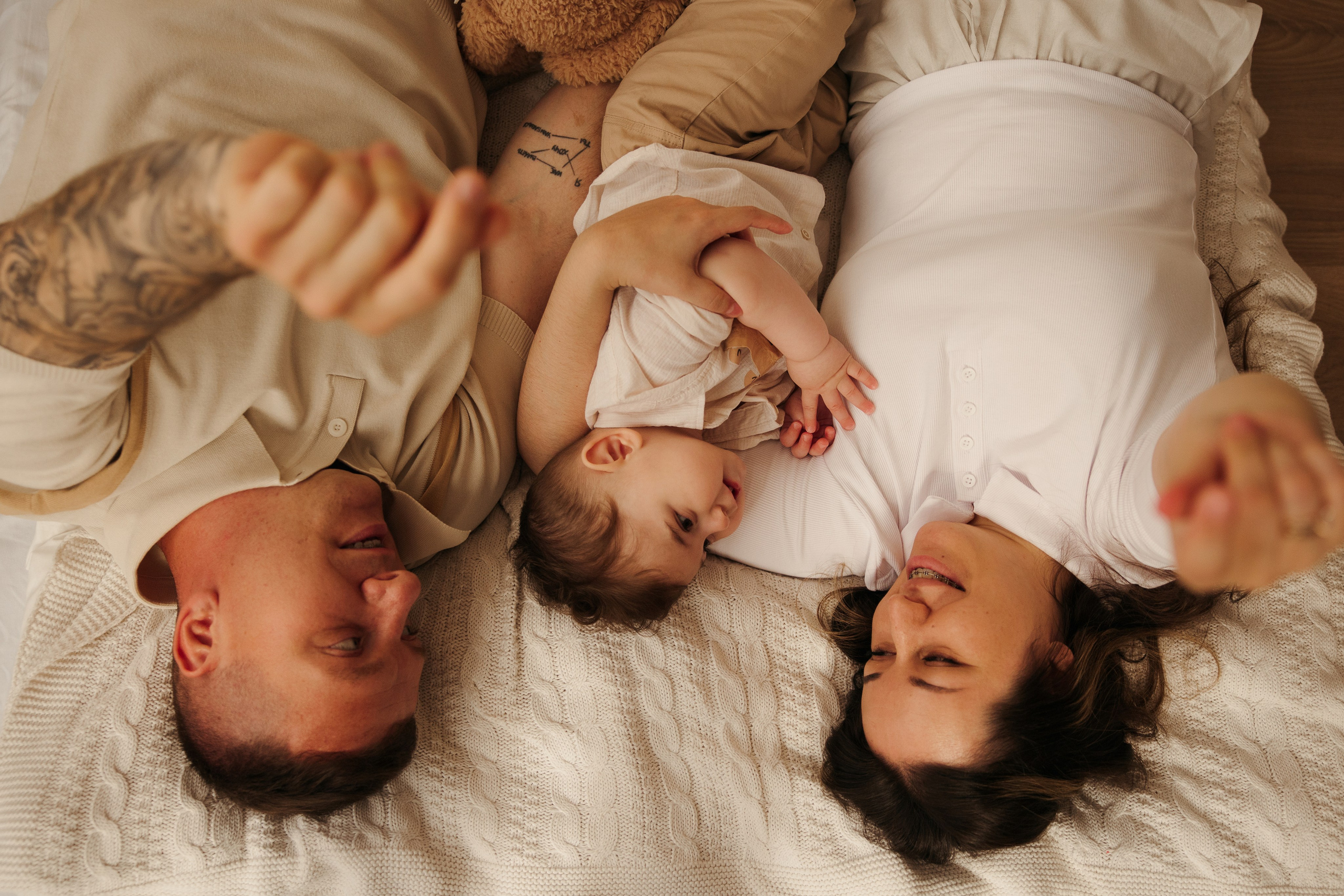 В студии. Главная