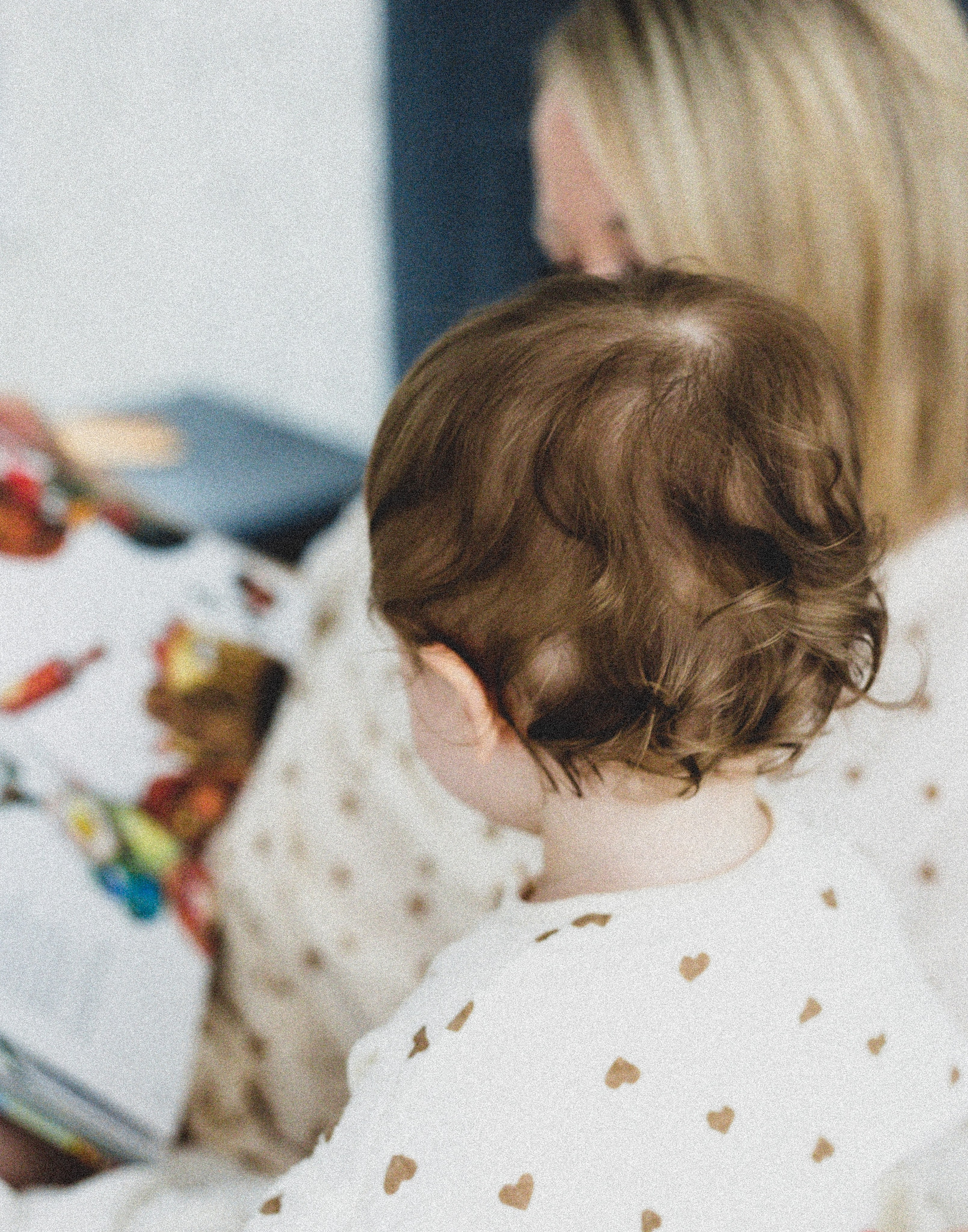 Мама и малыш lifestyle. Фотограф беременных и новорождённых в Краснодаре