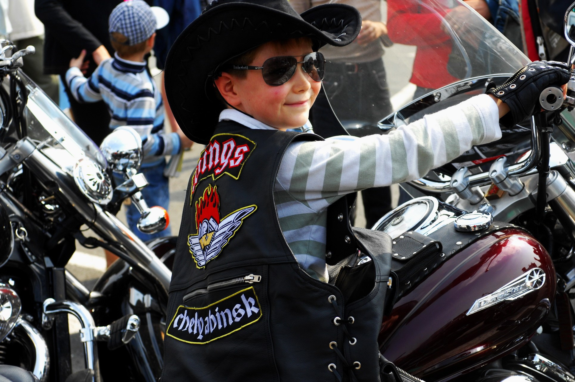 Дети. Выпускные фотокниги, фотосъемка, видеосъемка в Челябинске и области