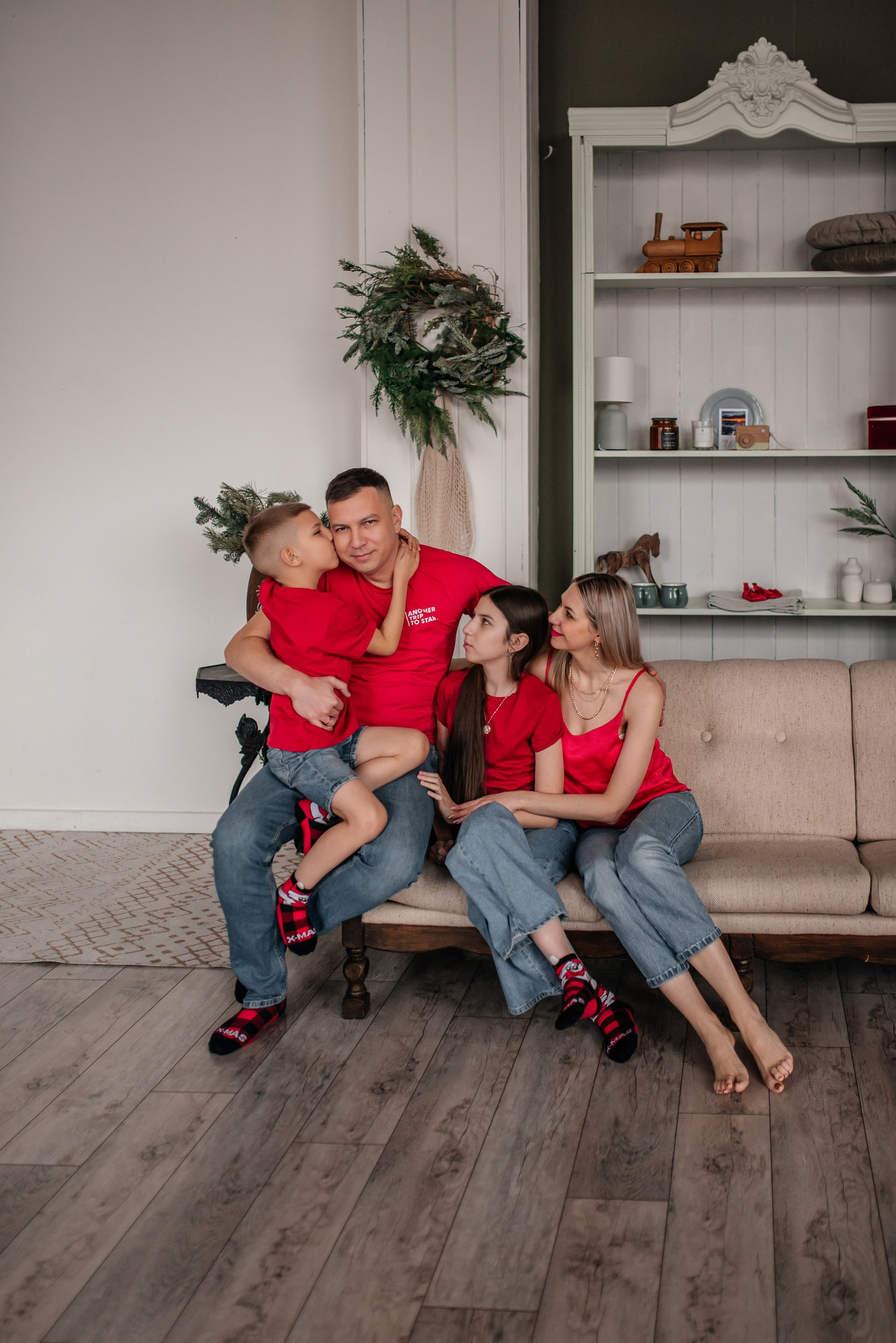 Новогодняя семейная, 2024. Главная