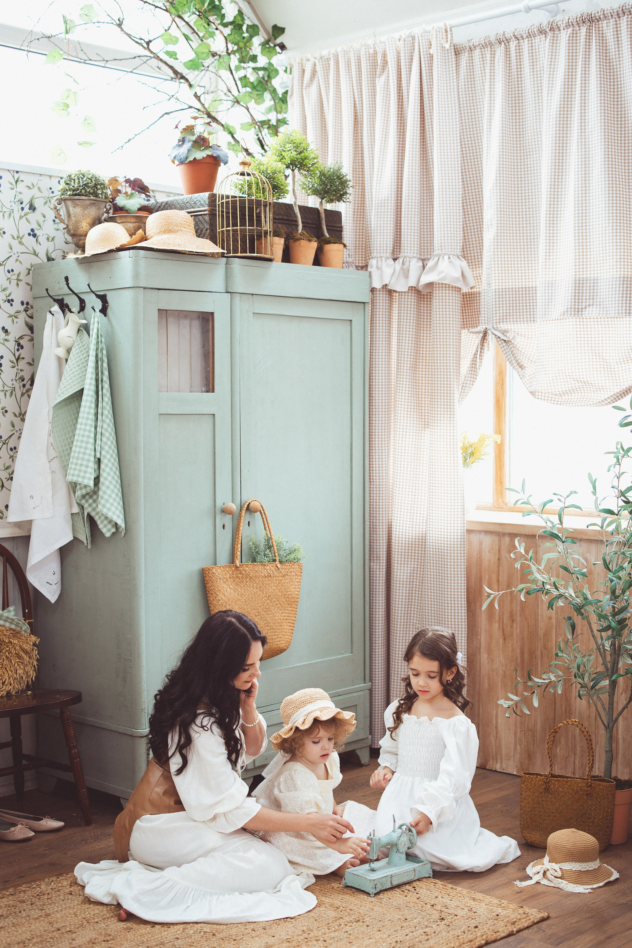 Пасхальные фотосессии в фотостудии Ольги Сурухановой, город Краснодар. Семейный и детский фотограф в Краснодаре Анна Трашкова