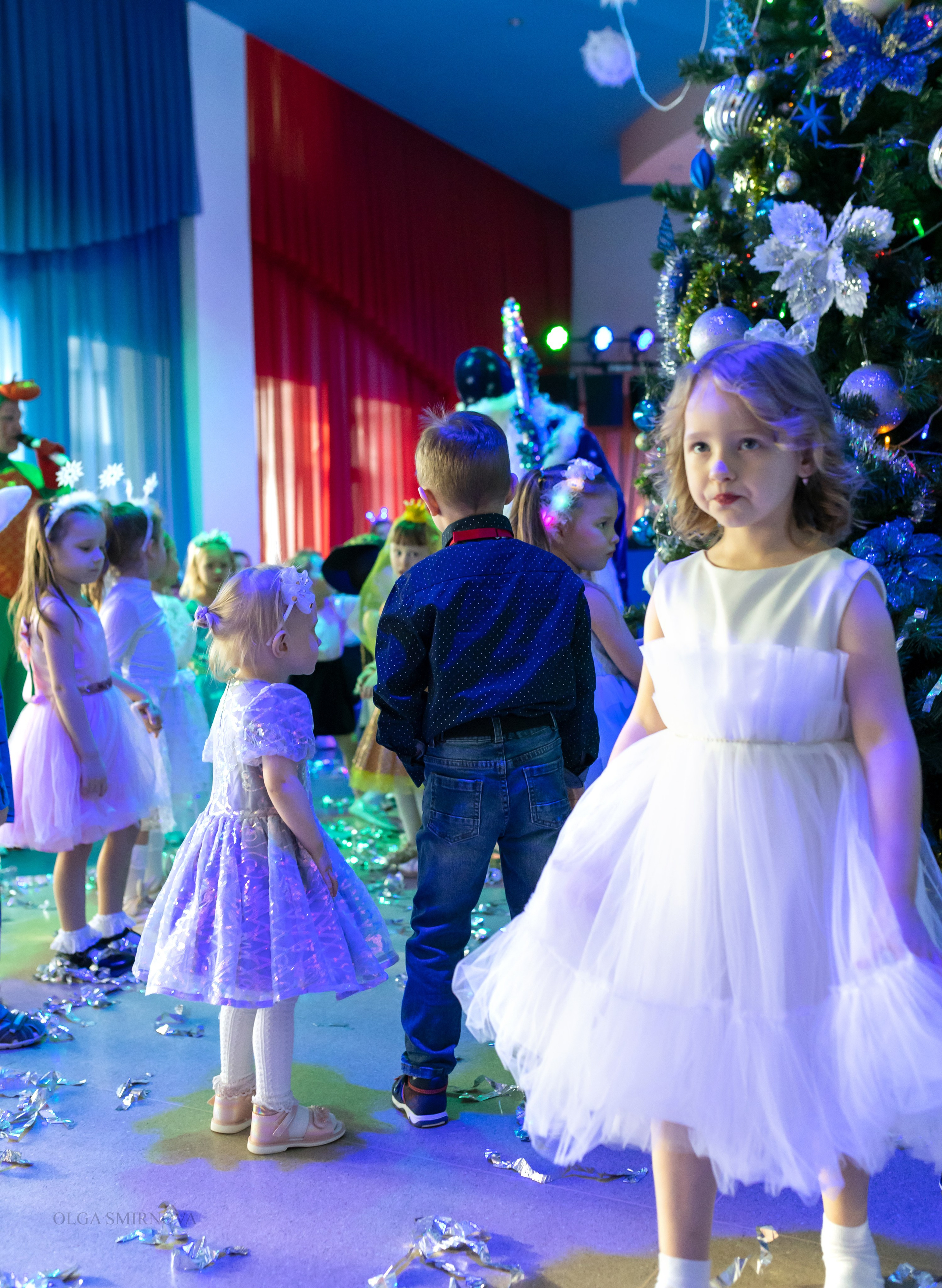 Утренник в ДОФ 04.01.25. Ольга Смирнова юрист, фотограф