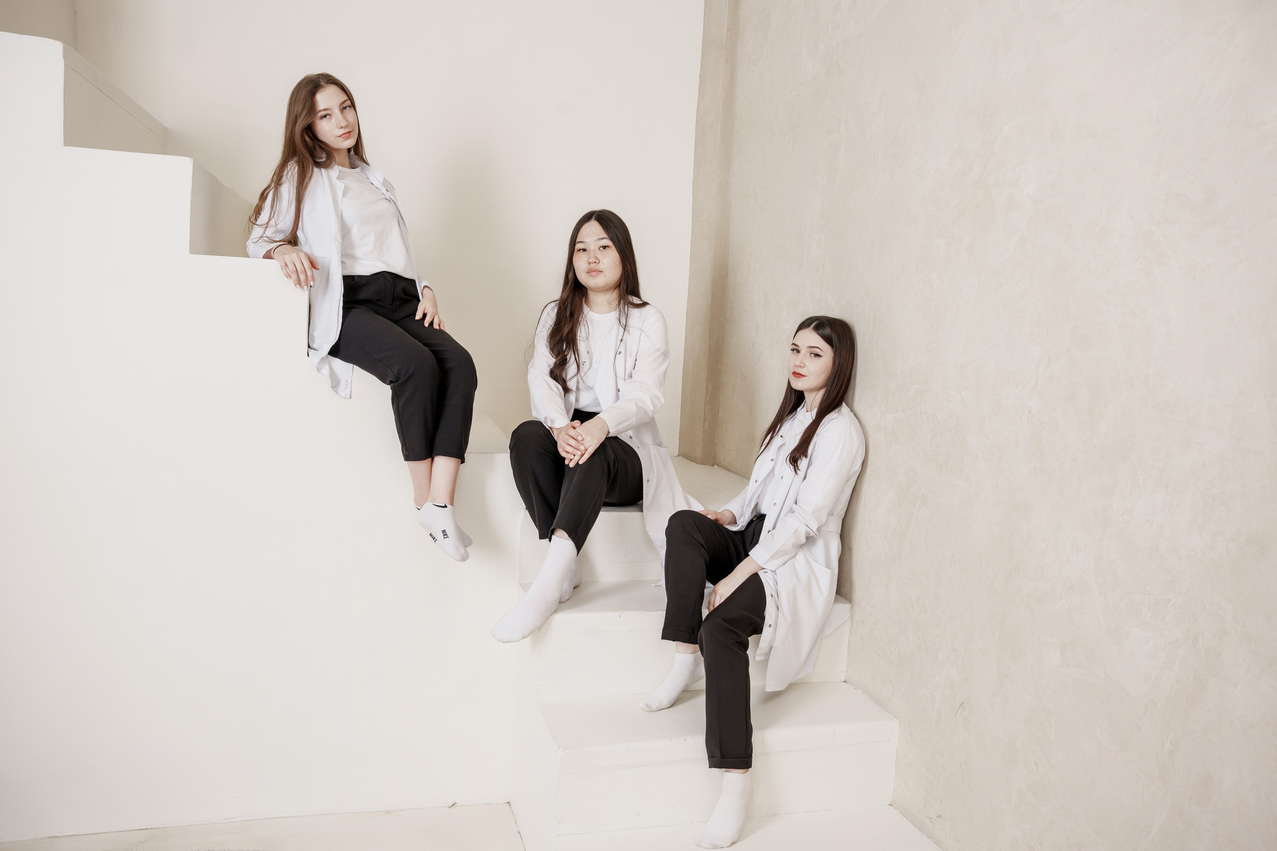 Выпускники мед колледжа — сьемка в студии. Ольга Плаксина фотограф в Саратове