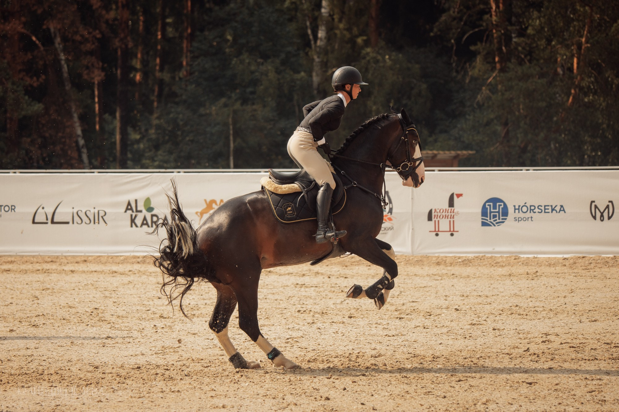 Дерби. Horseka 2024. Детская Конная фотография в Москве Юлия Шепелева