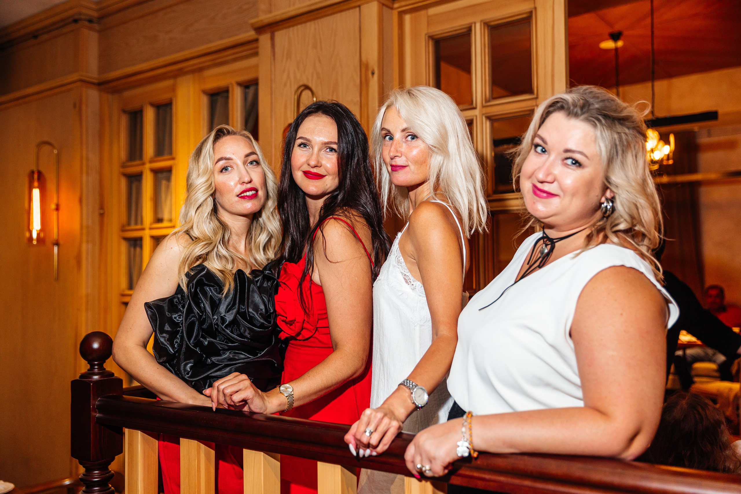 Фотосъёмка Дня Рождения Ксении в ресторане «Мечты». Александр Оношкин. Свадебный фотограф в Екатеринбурге