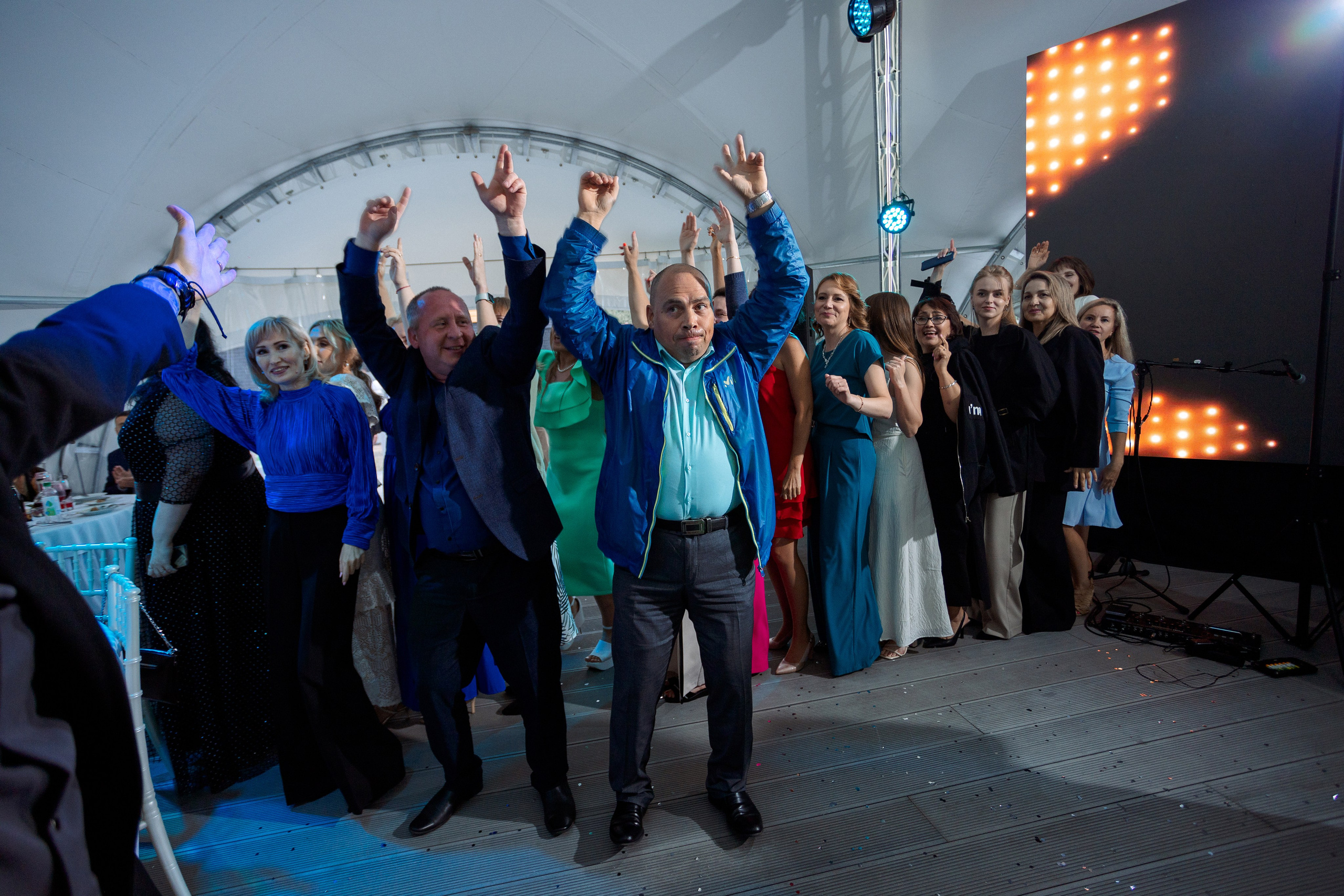 ВЫПУСКНОЙ: Волки-Липки. Все фото. Профессиональный фотограф в Ижевске Леша Петров