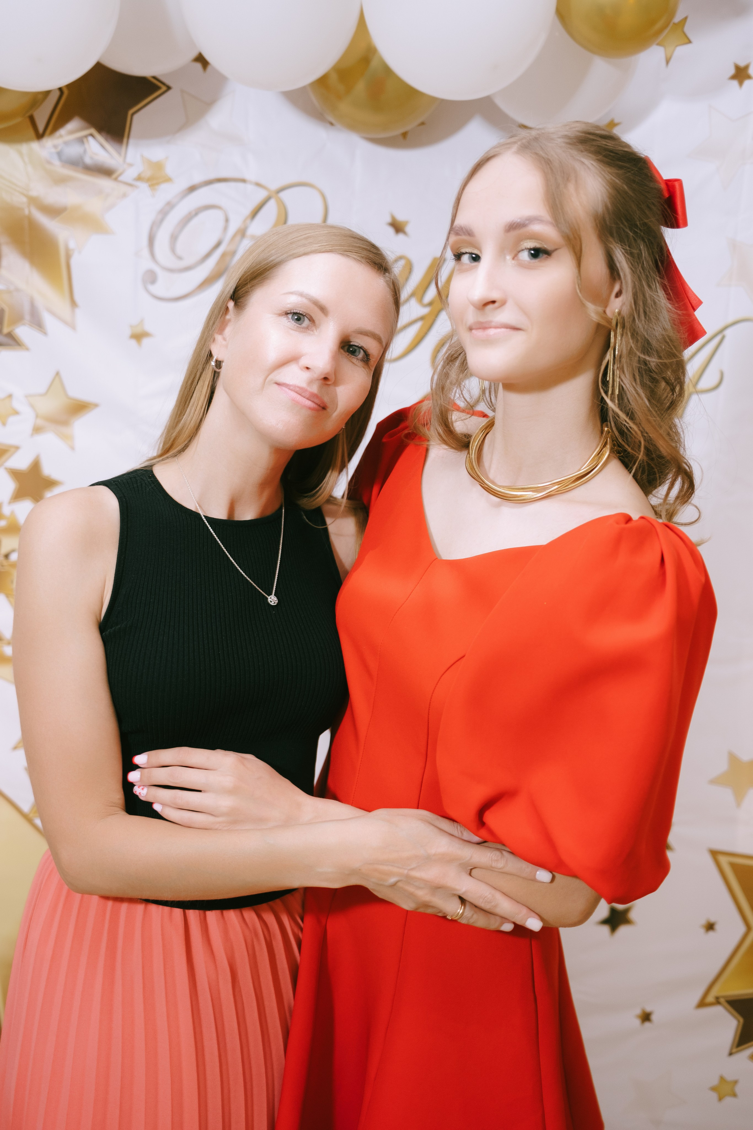 Выпускной школа 33. Свадебный и репортажной фотограф Денис Ожигин в Краснодаре и Краснодарском крае