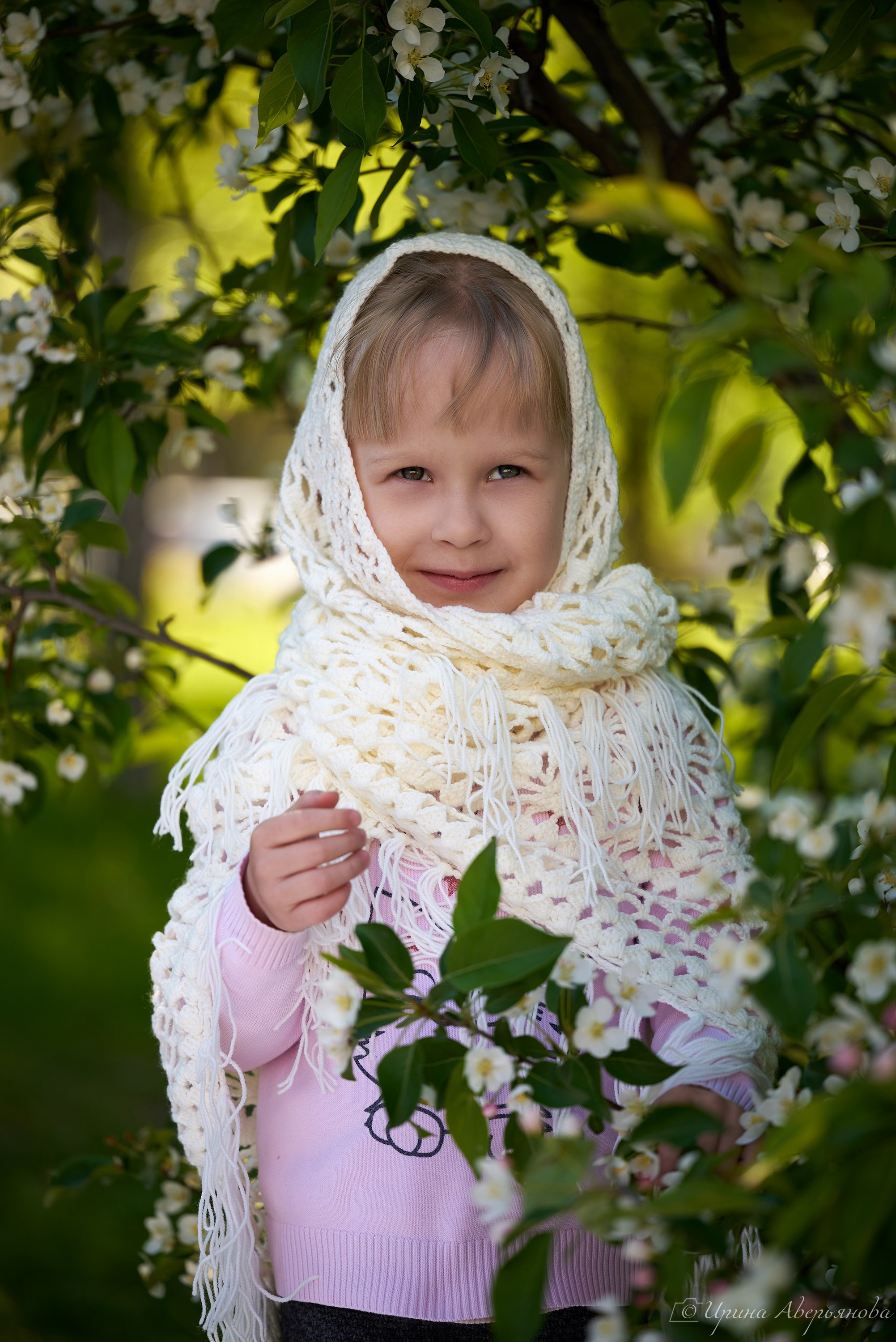 Детская фотосессия в цветении. Фотограф в Ульяновске Ирина Аверьянова