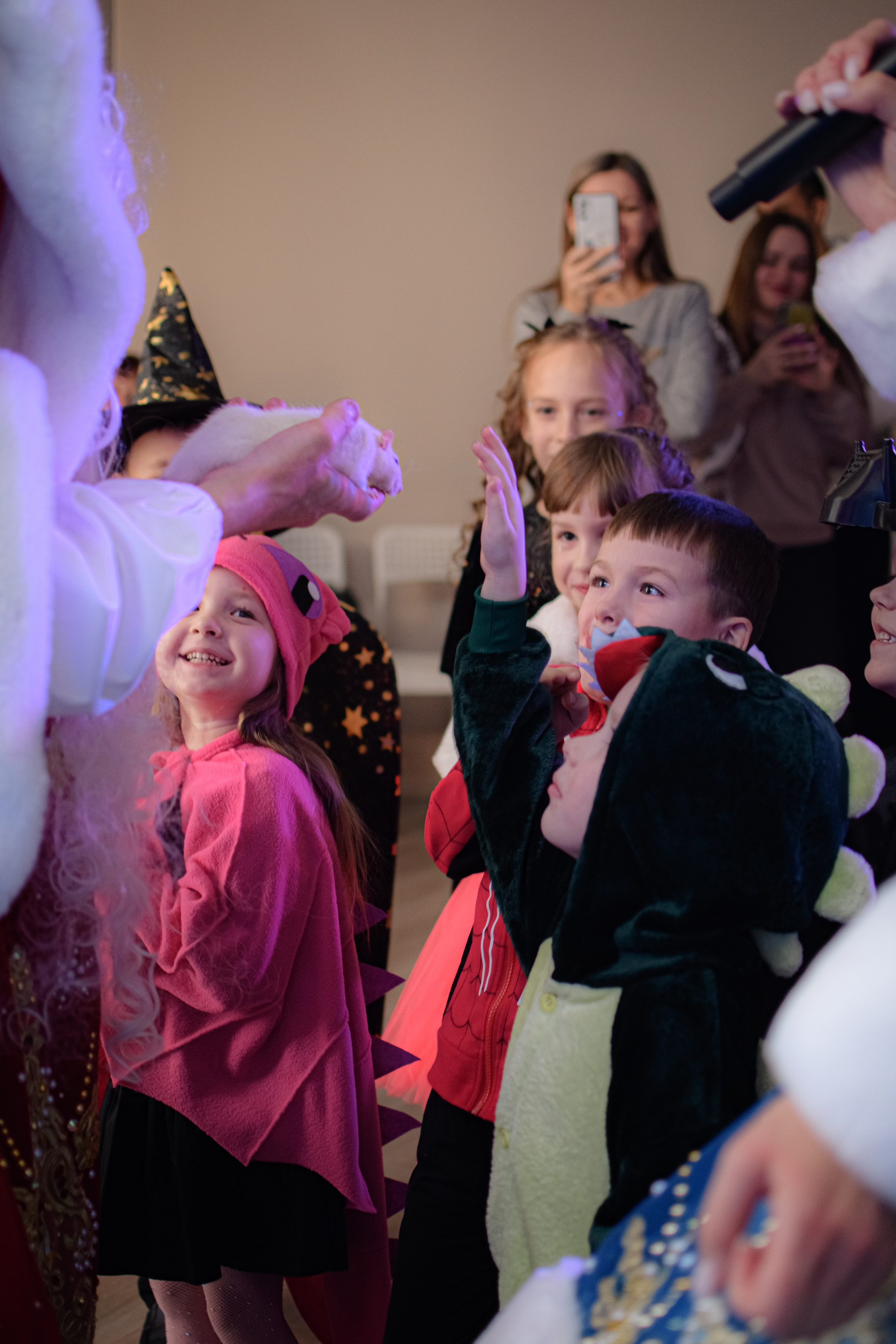 HAPPY NEW YEAR. Photokarish