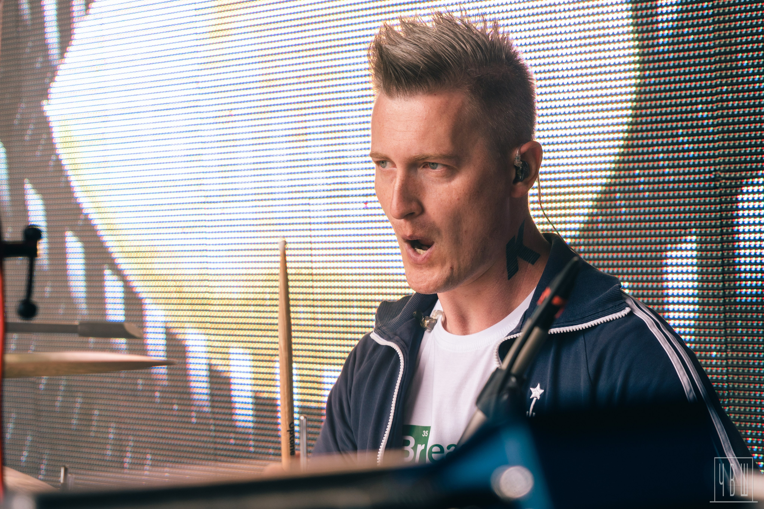 Живой! 2025, День Второй. Человек в Шляпе