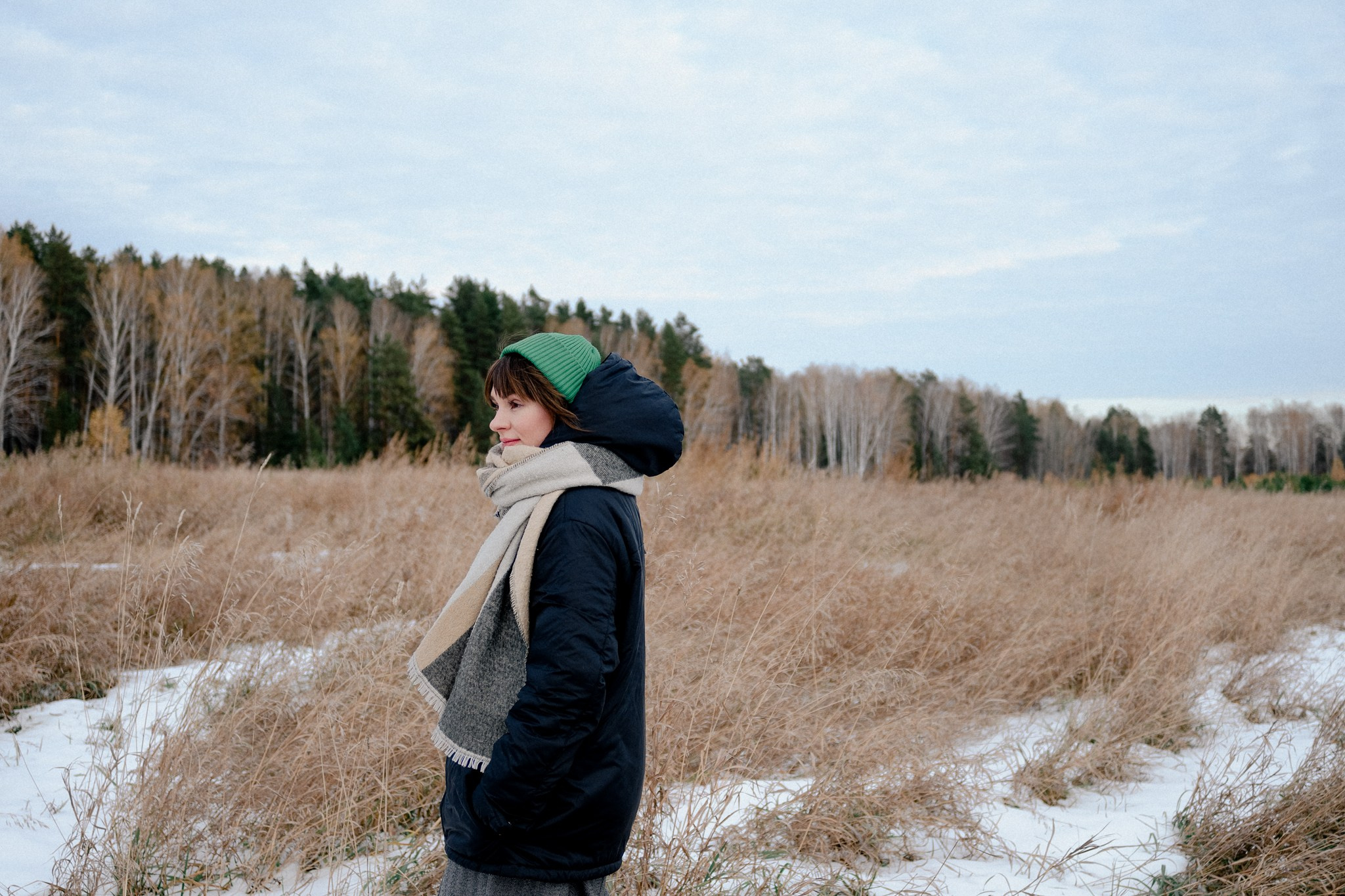 Зимняя фотосессия в лесу в Тюмени — Оля — Фотограф Дарья Мустафина. Фотограф Дарья Мустафина, Тюмень