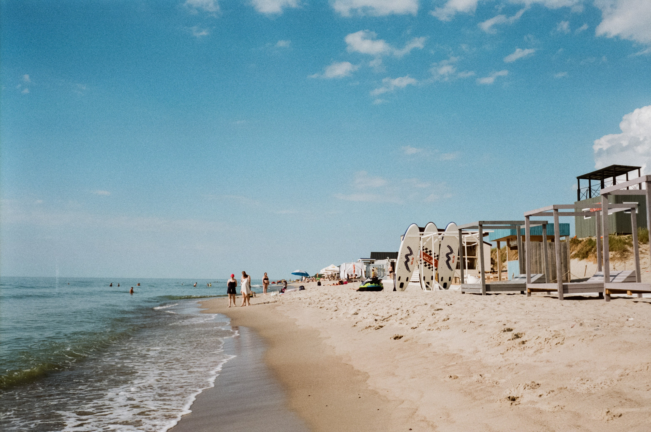 Калининград, пляж в Янтарном / Minox 35 GT (2) / Fujicolor 200 at ISO 100