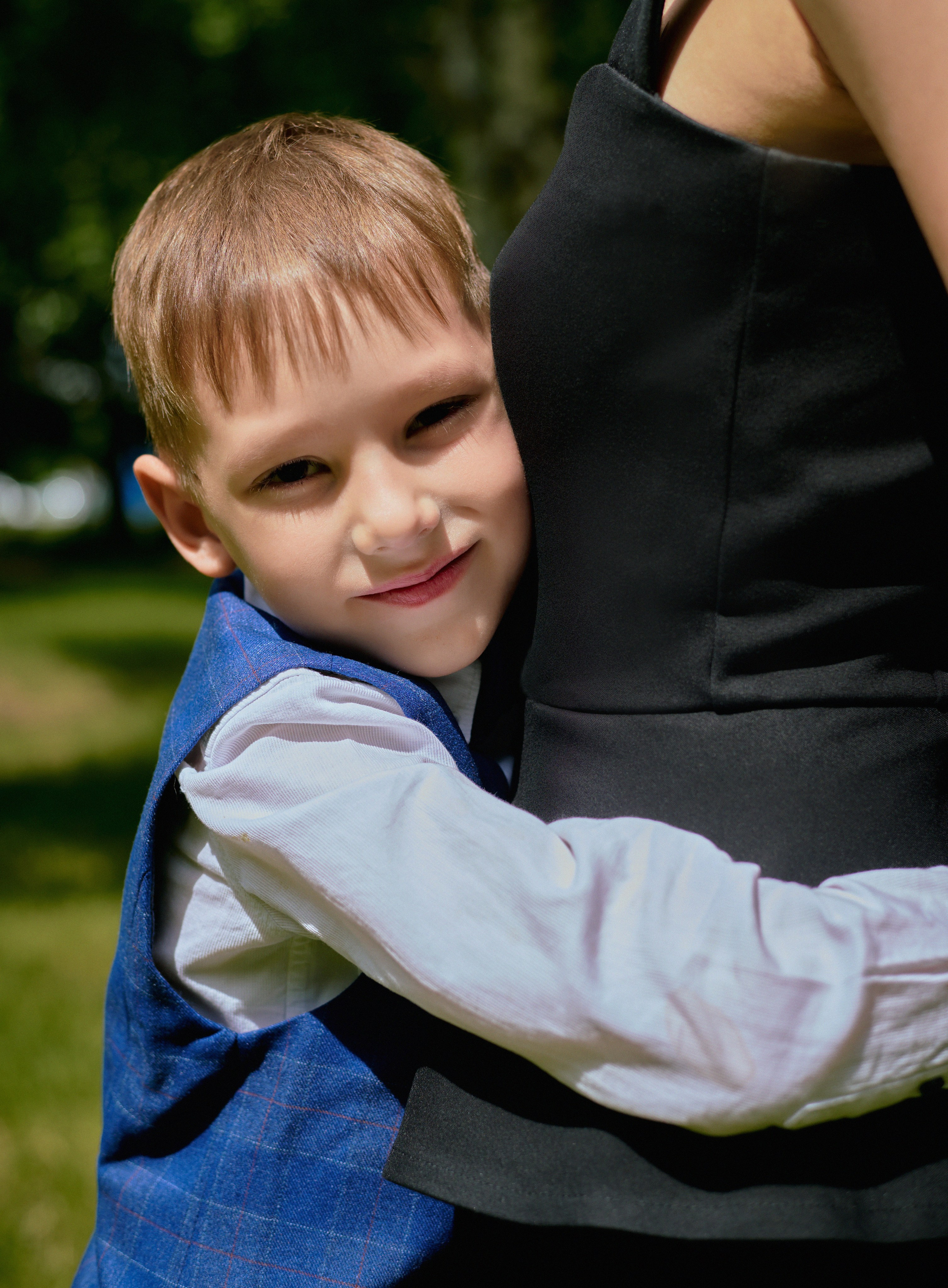 Мама и сын. Фотограф Барнаул Софья Бояринова