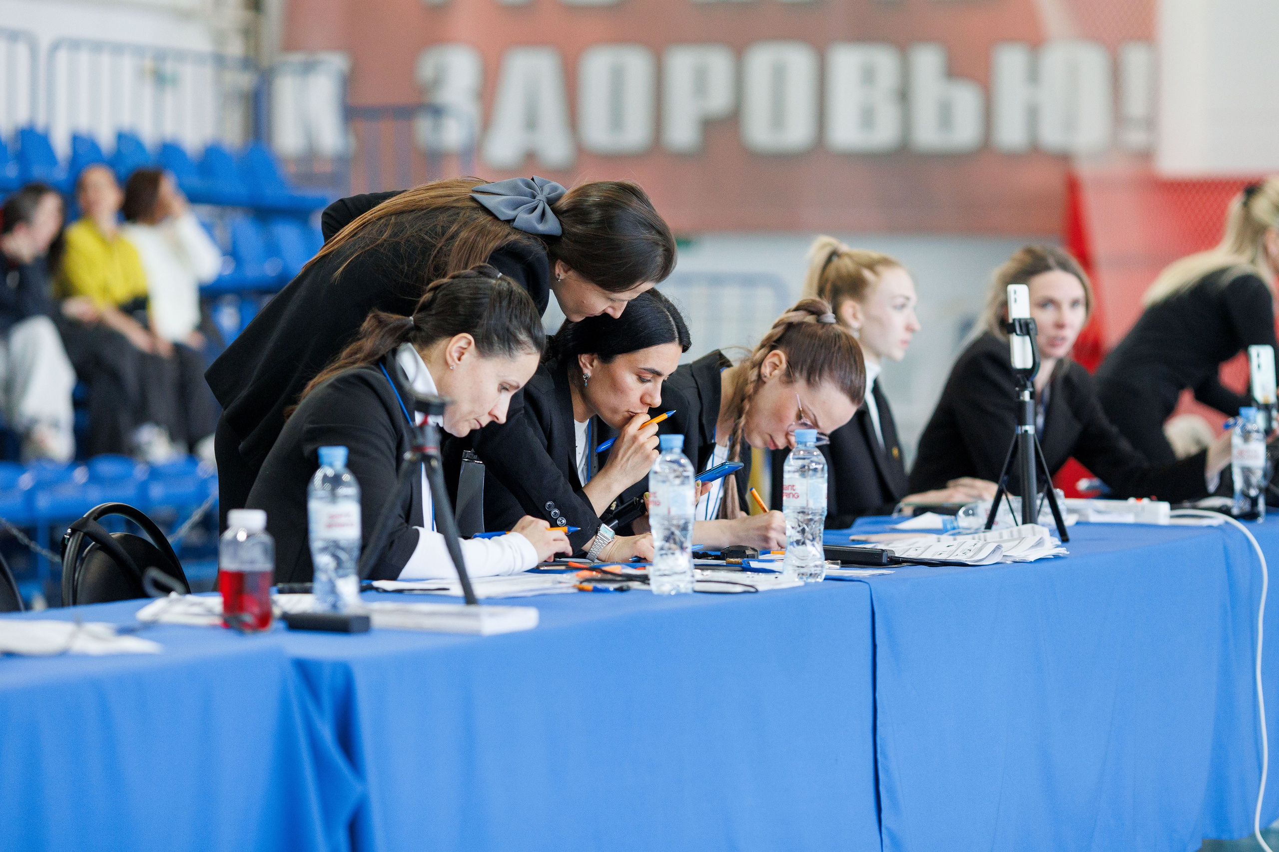 Воздушная гимнастика. Фотограф Шейдаев Эмин г. Волгоград