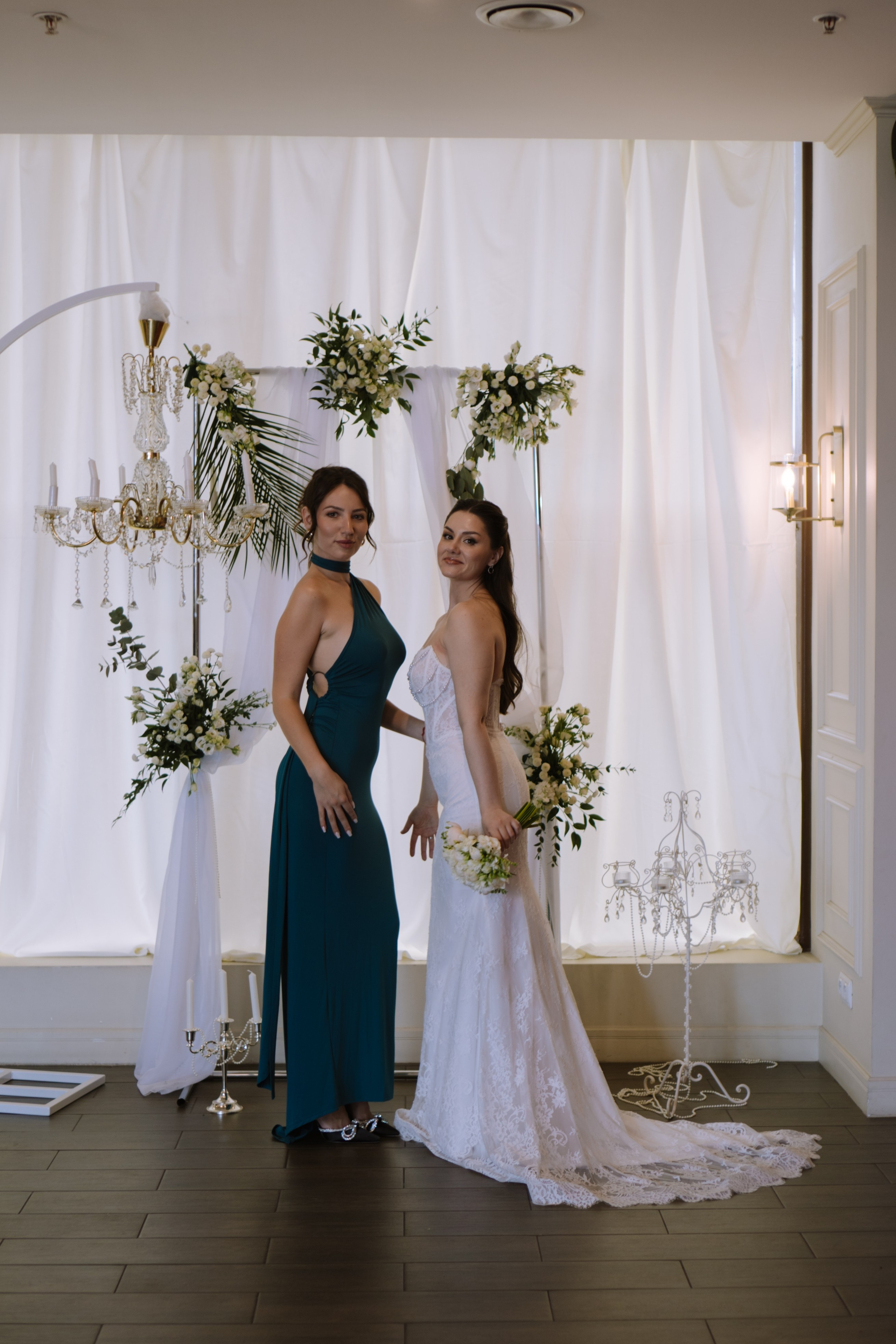 СВАДЕБНЫЙ БАНКЕТ НА ВЛАДИМИРСКОЙ В САНКТ-ПЕТЕРБУРГЕ (КАМЕРНАЯ СВАДЬБА). Профессиональный фотограф, Санкт-Петербург — Виктория Богомолова